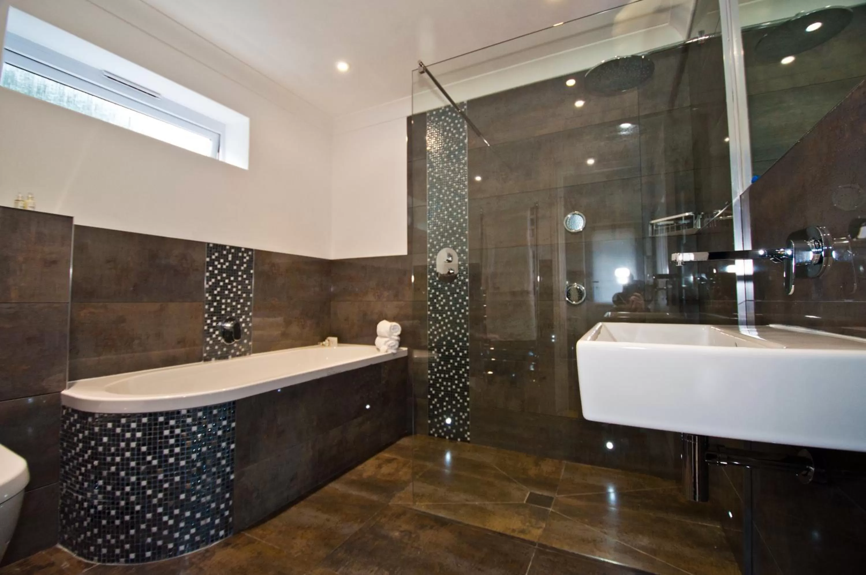 Bathroom in Carbis Bay and Spa Hotel