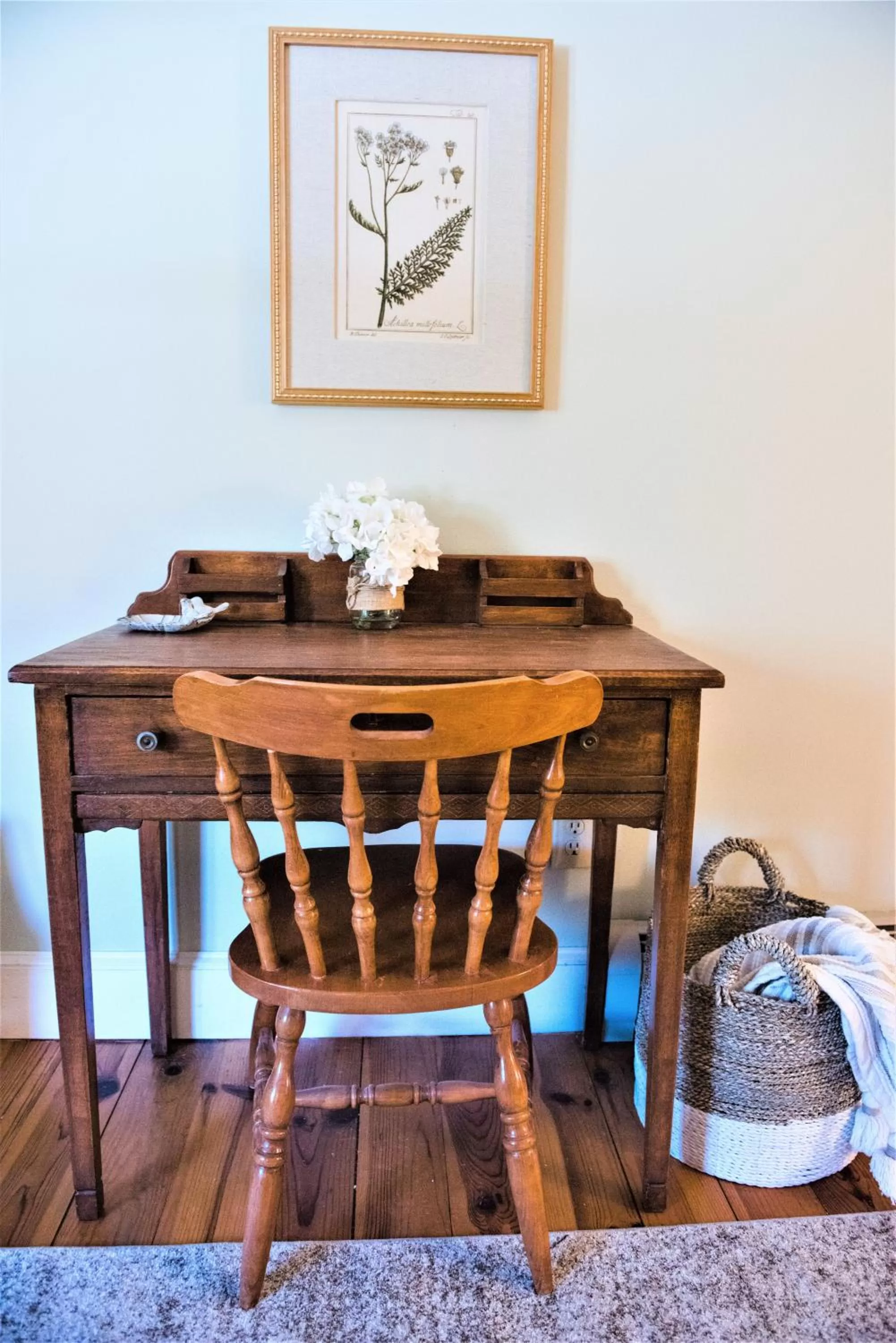 Seating area in Inn on Golden Pond