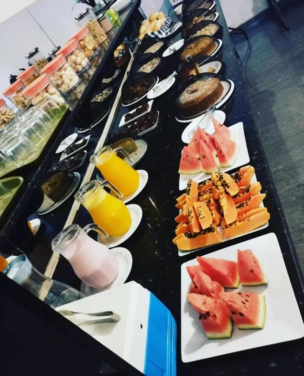 Breakfast in Turis Hotel & Choperia