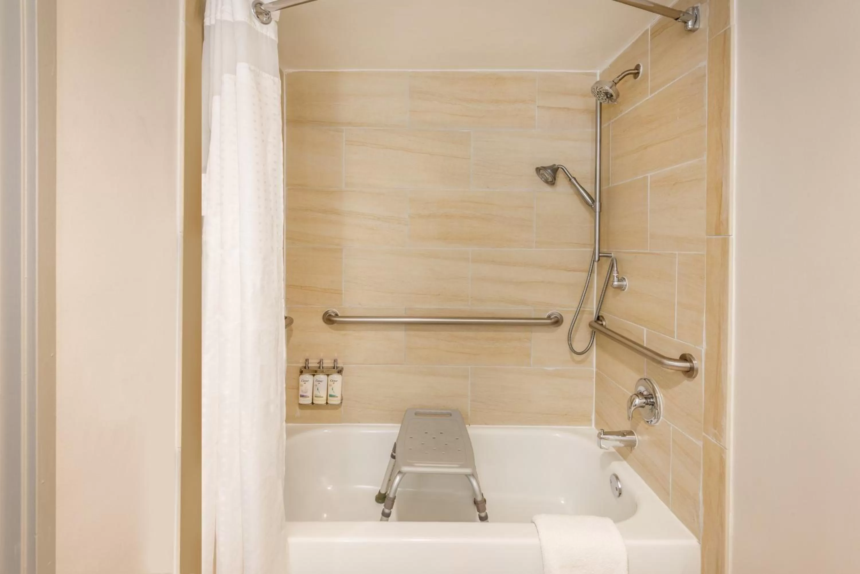 Photo of the whole room in Holiday Inn Express Philadelphia NE-Bensalem by IHG