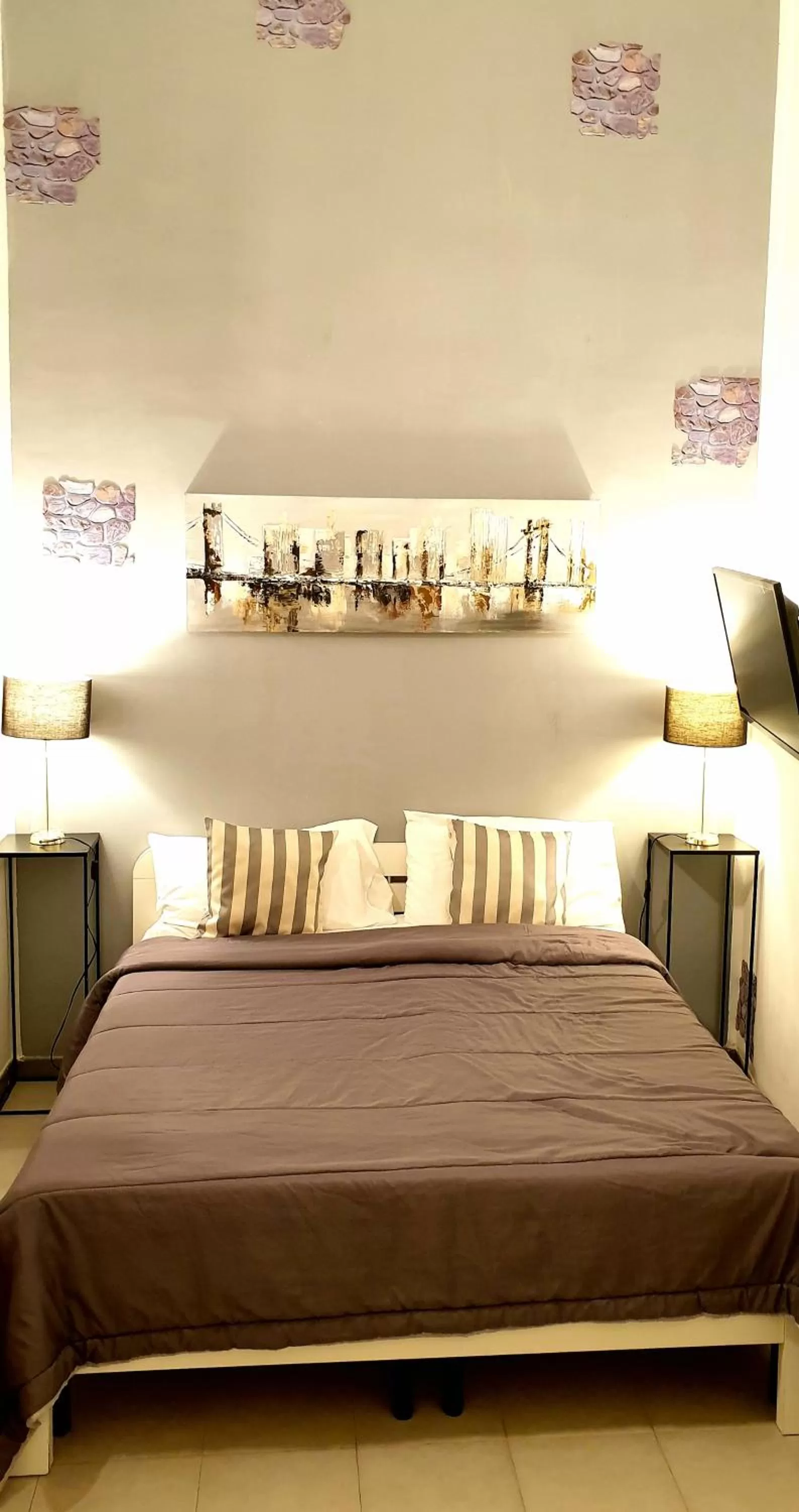 Double Room with Private Bathroom in B&B Napoli Città