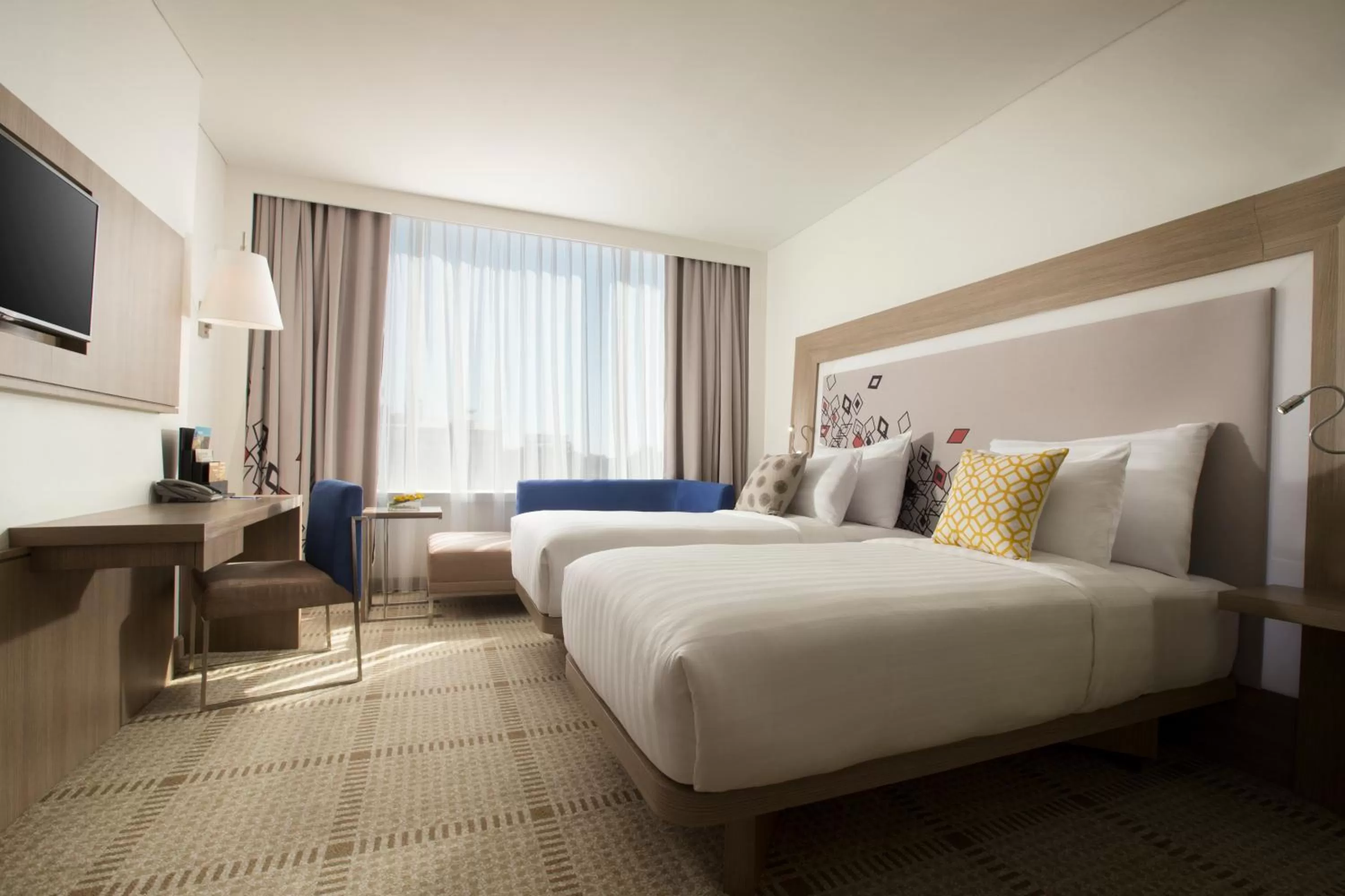 Bedroom, Bed in Novotel Makassar Grand Shayla