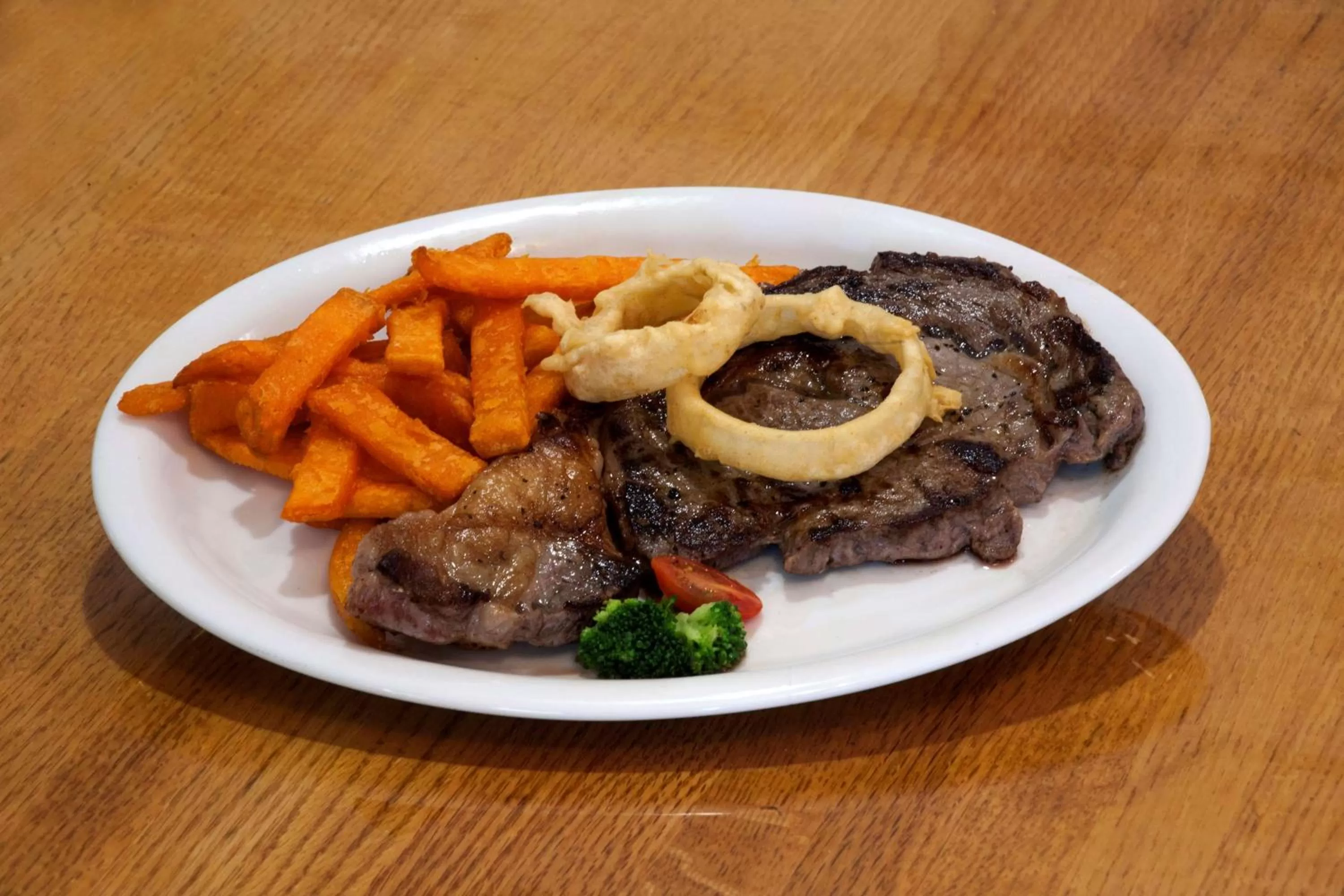 Restaurant/places to eat in Ramada by Wyndham Keystone Near Mt Rushmore