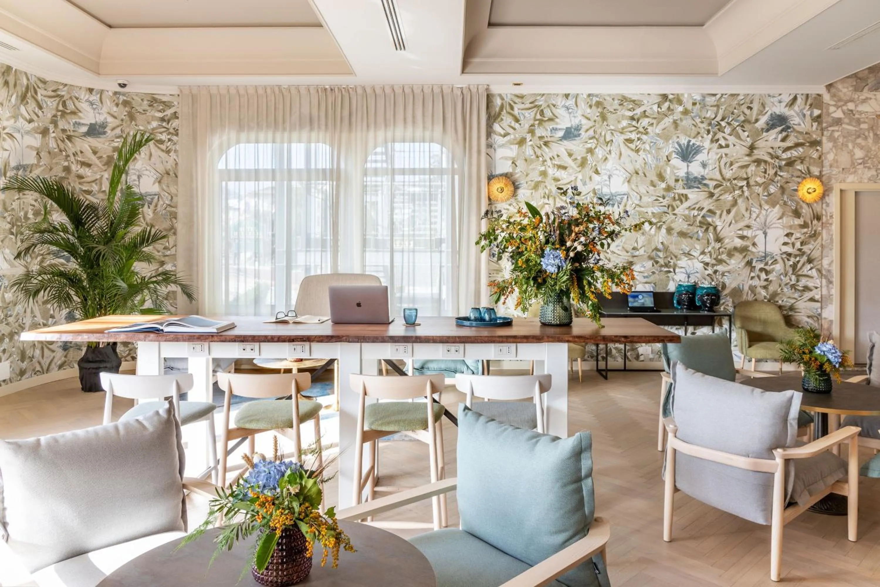 Lobby or reception in Delta Hotels by Marriott Giardini Naxos