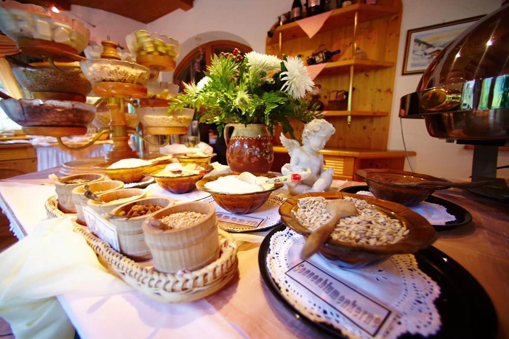 Buffet breakfast in Hotel Brennerspitz