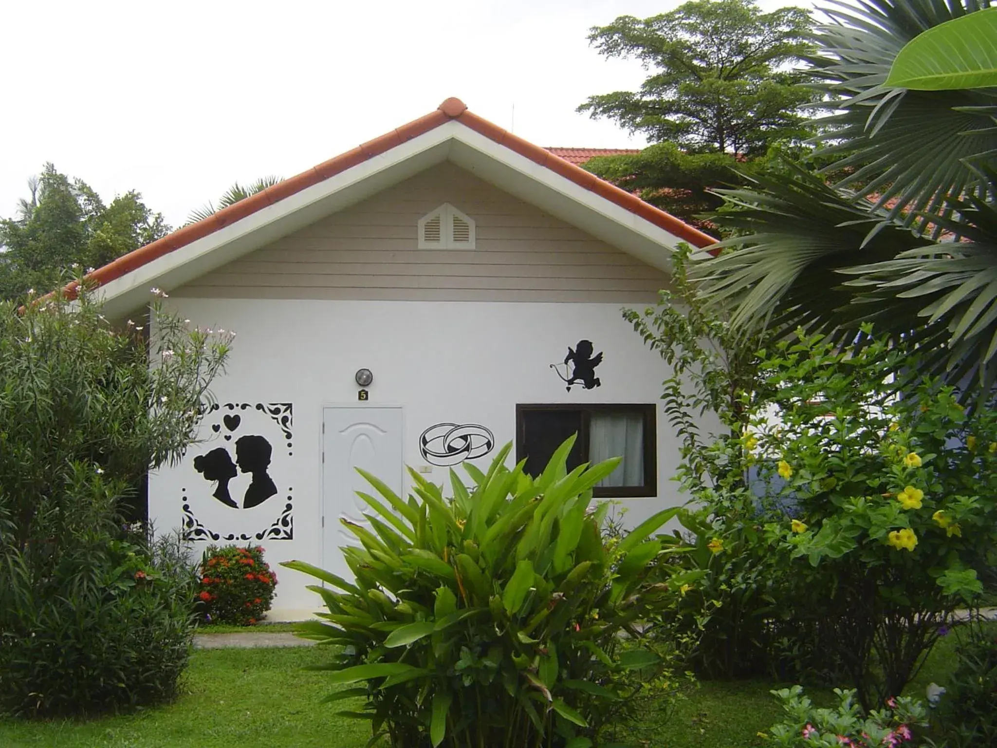 Bungalow - Twin Bed in Mini-golf **** & Resort Ubon Ratchathani Bungalow - Twin Bed in Mini-golf **** & Resort Ubon Ratchathani