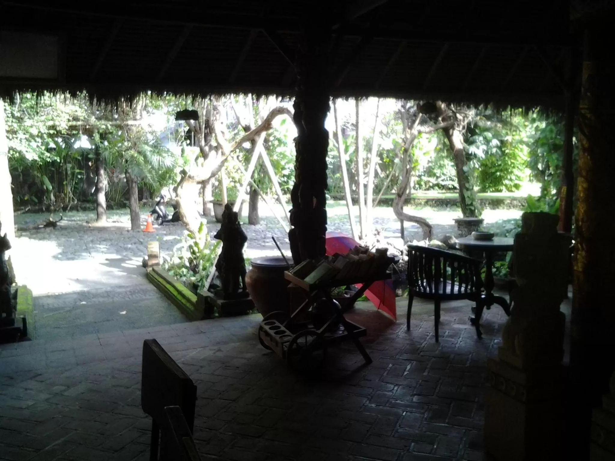 Restaurant/Places to Eat in Nirwana Sea Side Cottages