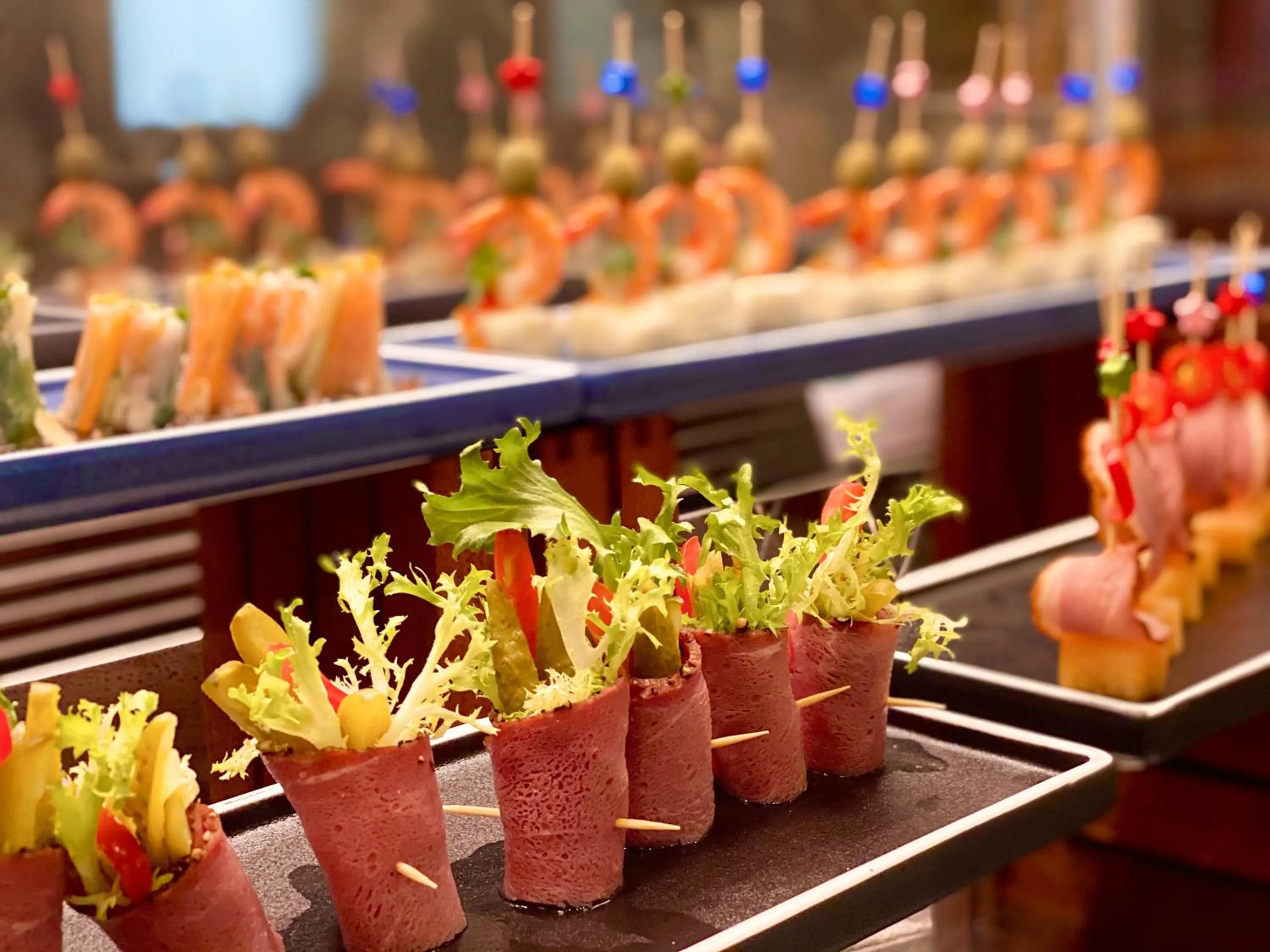 Restaurant/places to eat in Holiday Inn Foshan Nanhai Central by IHG