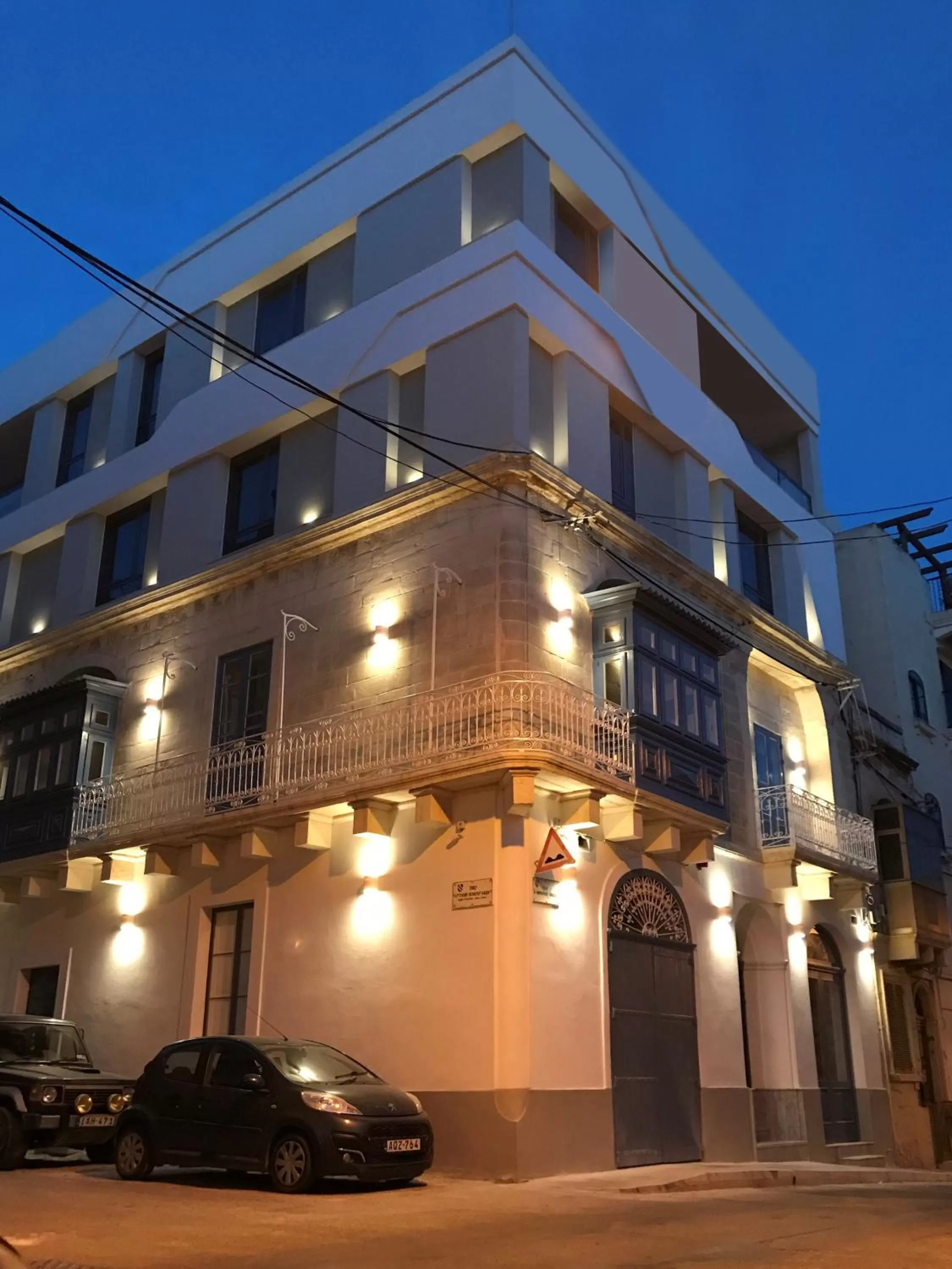 Facade/entrance in Chapter 5 Hotel