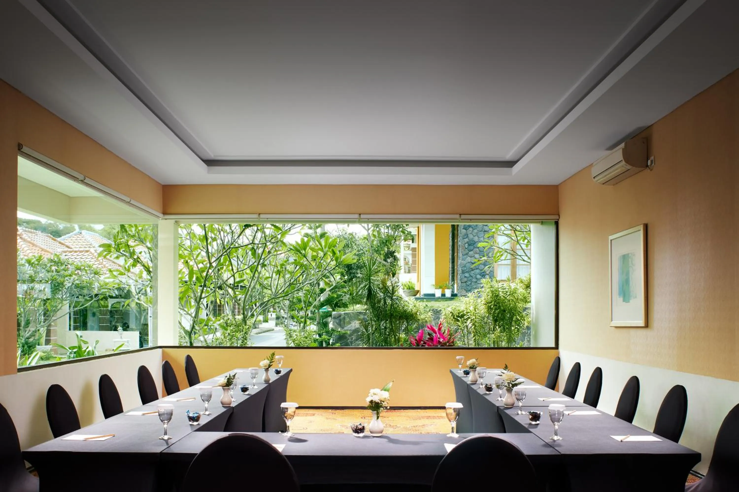 Meeting/conference room in eL Hotel Malang