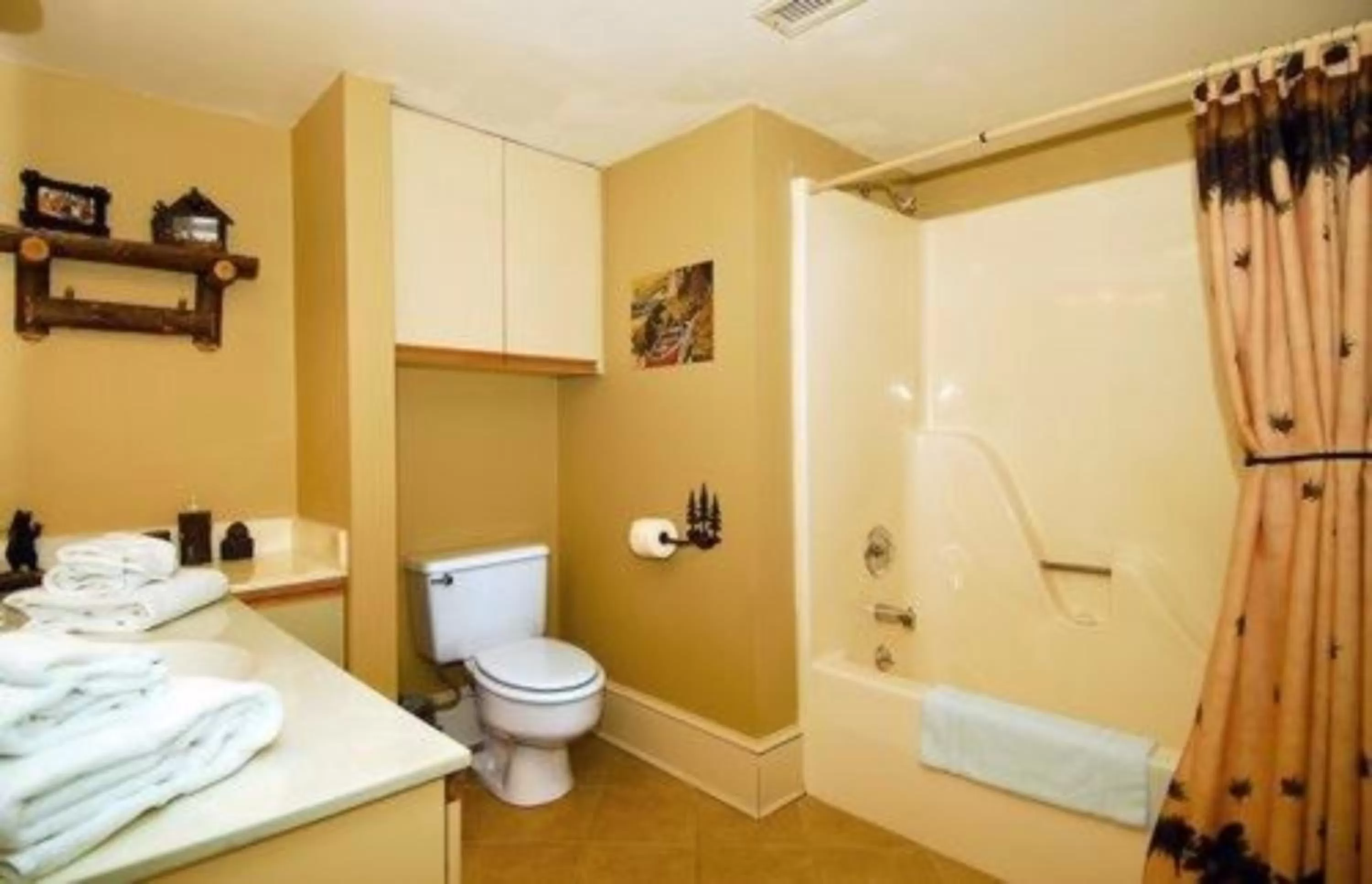 Bathroom in Chetola Resort Condominiums