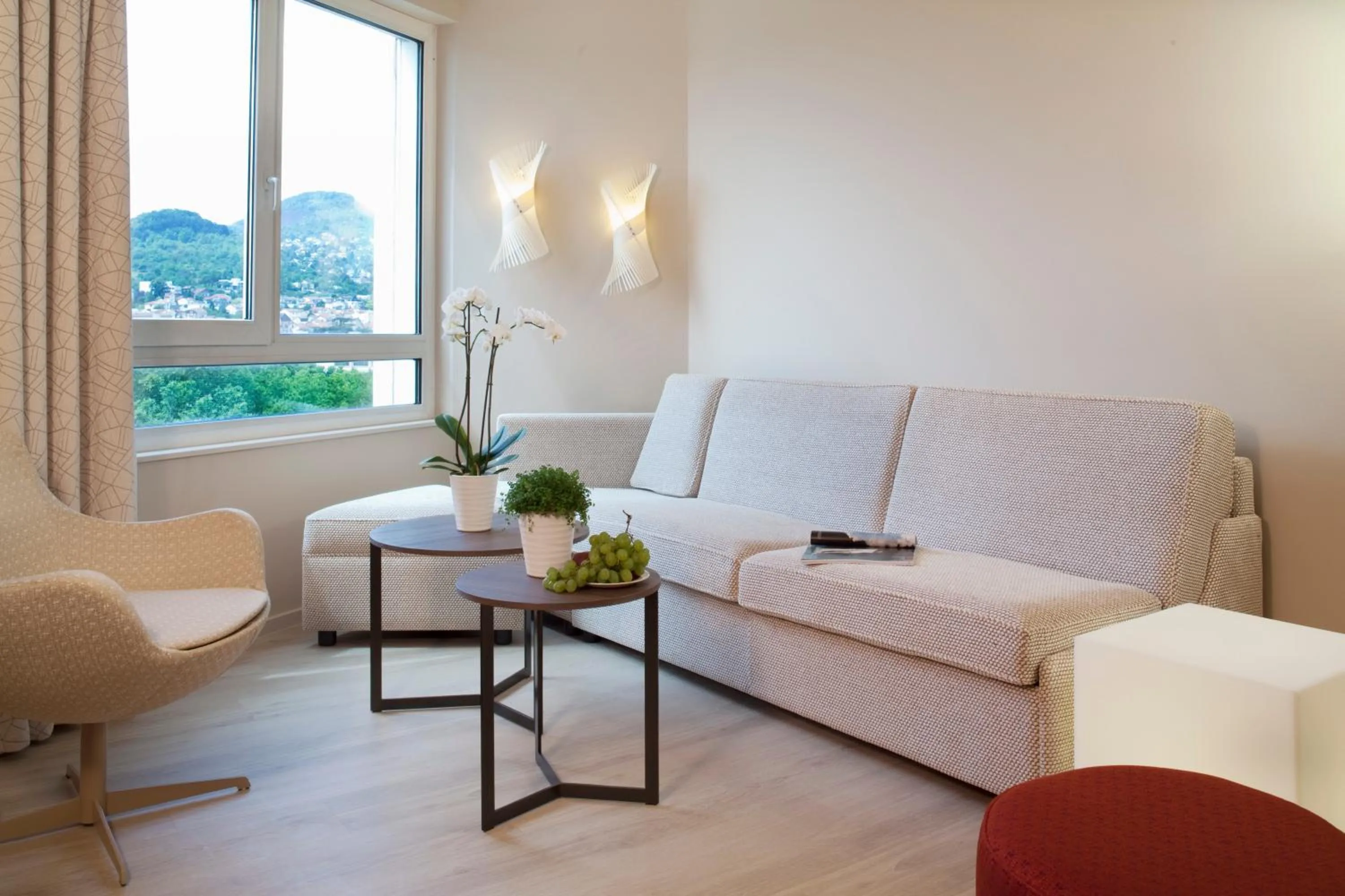 Photo of the whole room in Oceania Clermont Ferrand