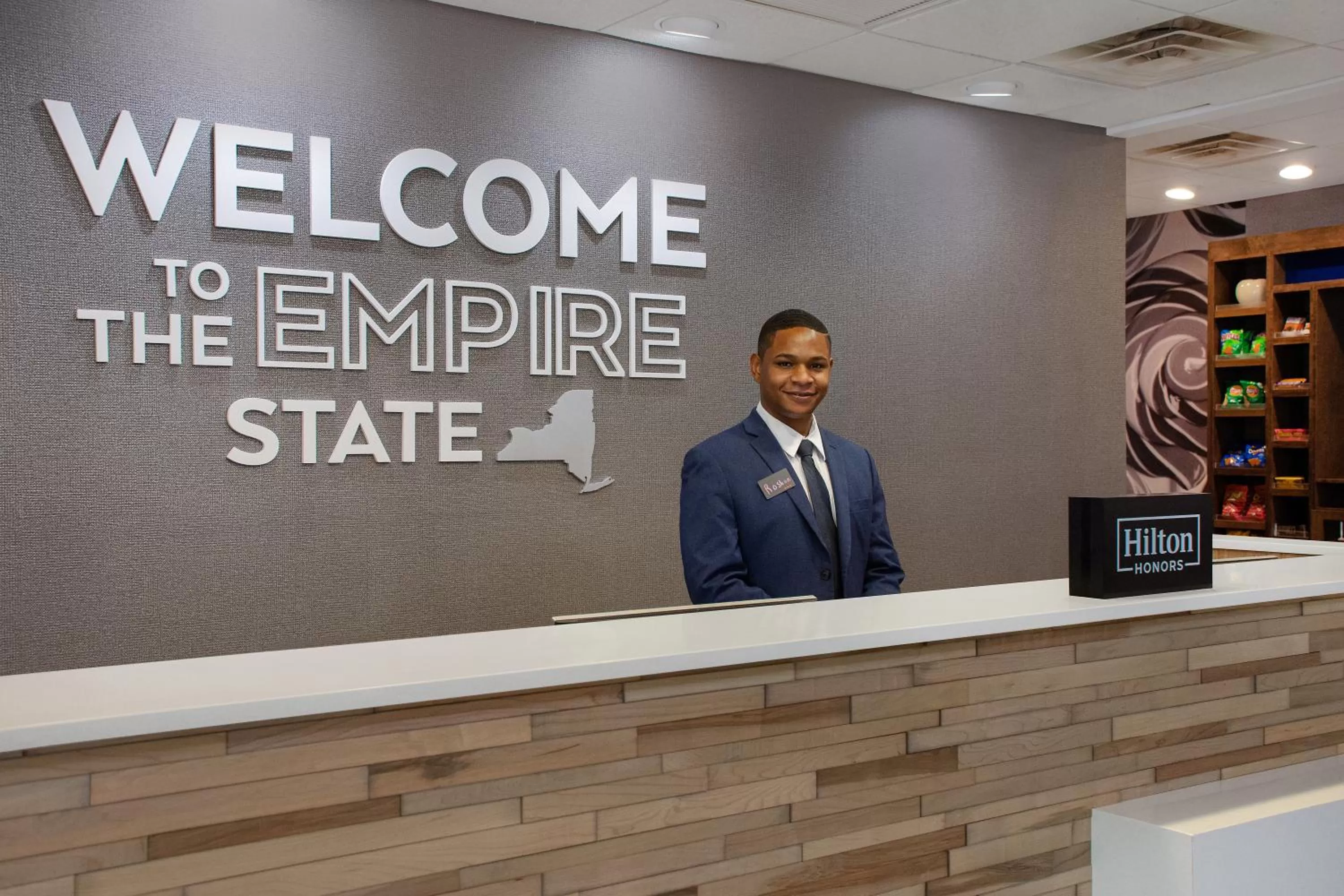 Lobby or reception in Hampton Inn & Suites Yonkers