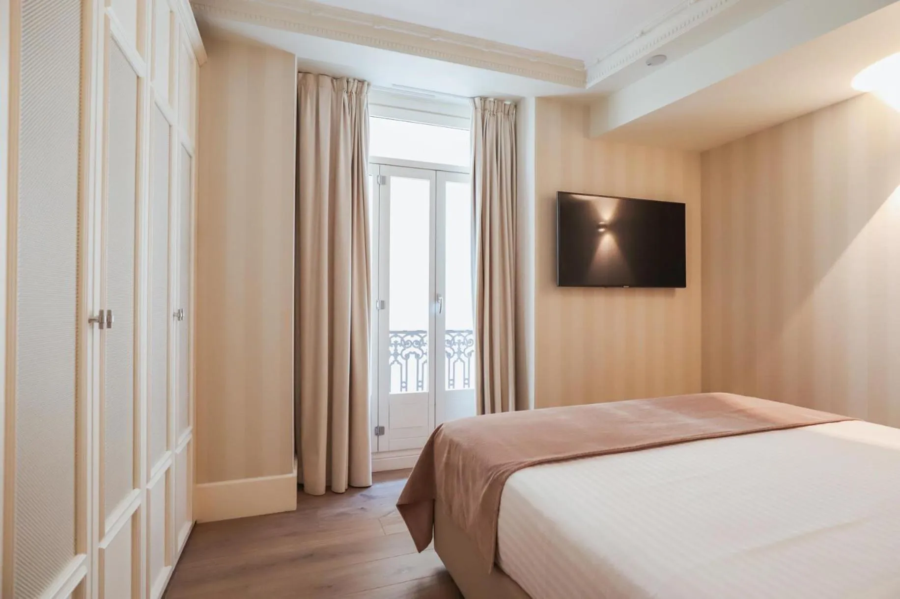 Bed in MYR Palacio Vallier