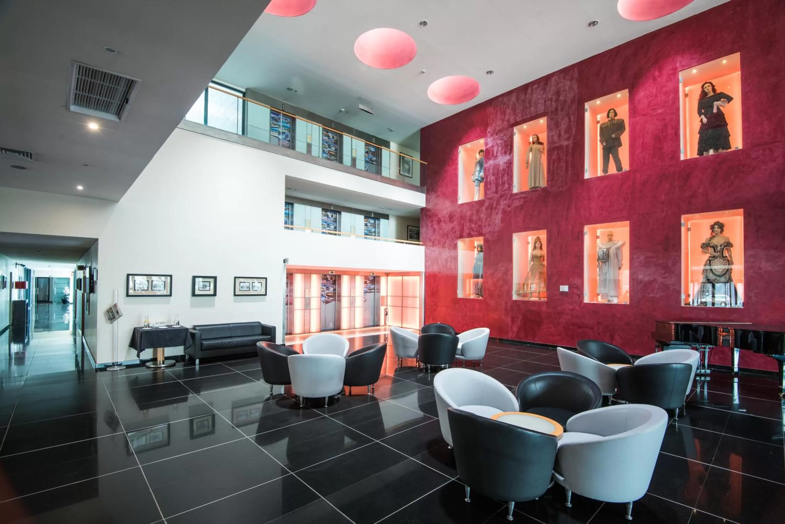 Lobby or reception in Vila Gale Opera