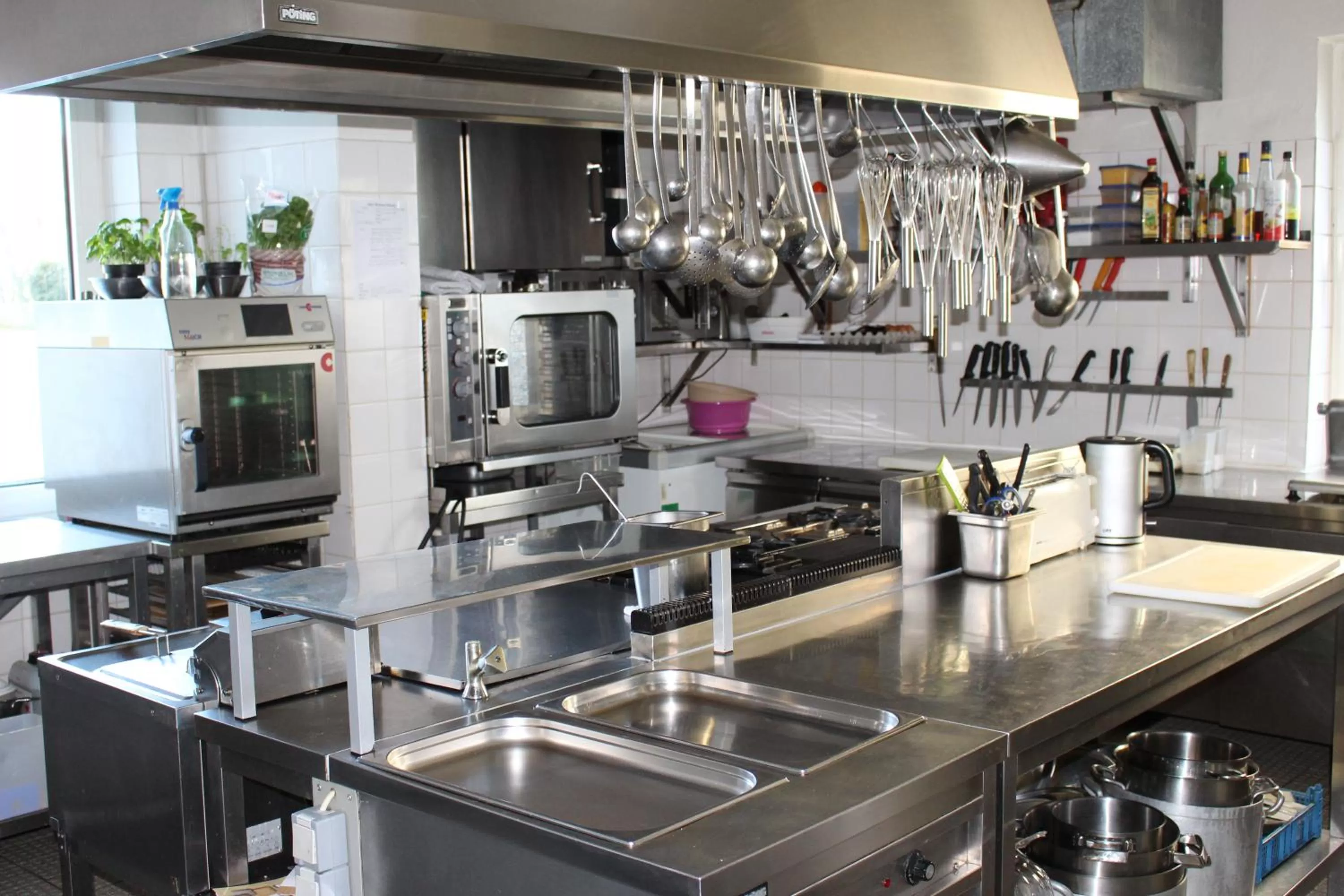 Kitchen or kitchenette in Hotel Restaurant Jägerhof