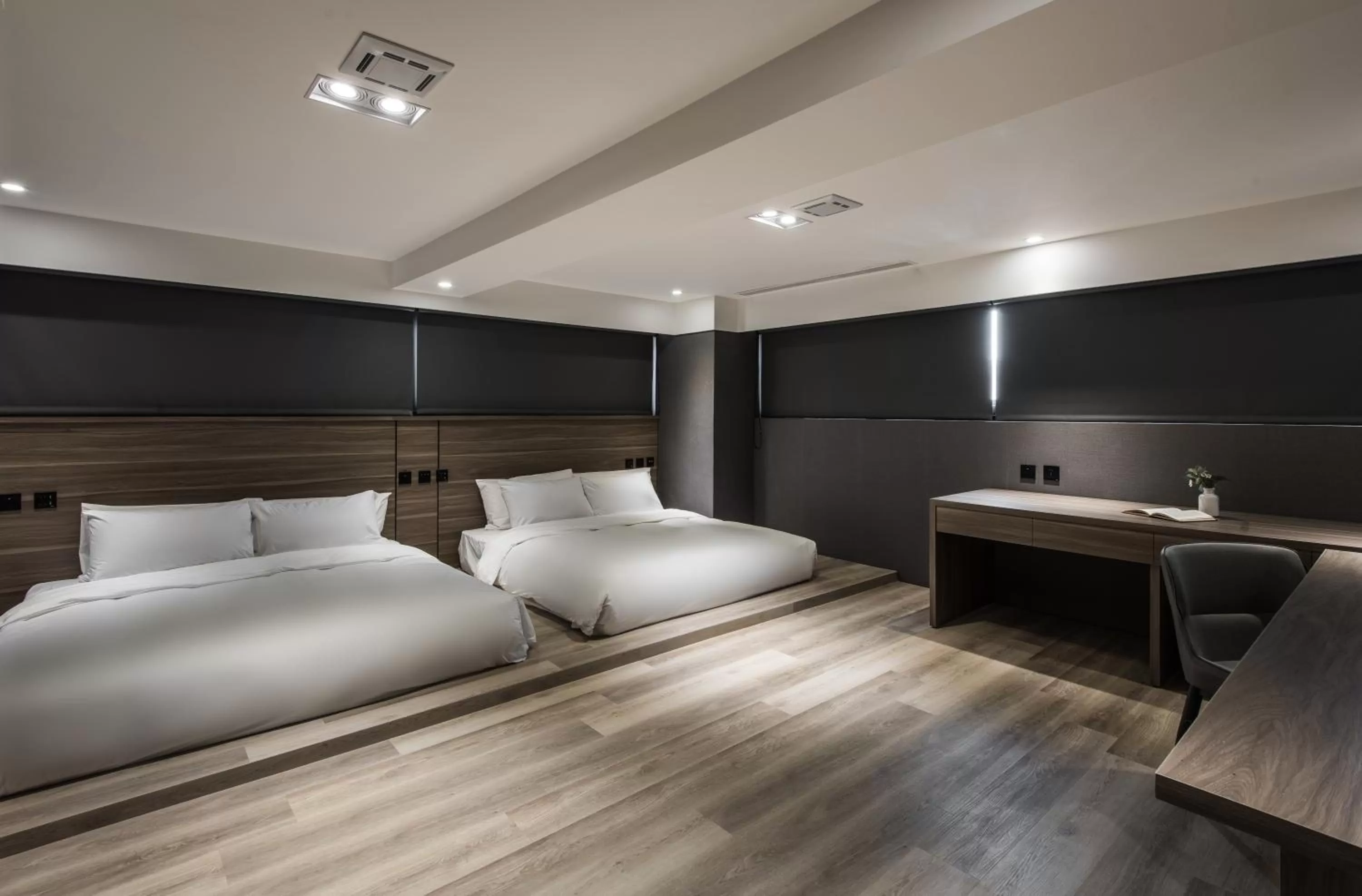 Bed in Autumn Willow Hotel