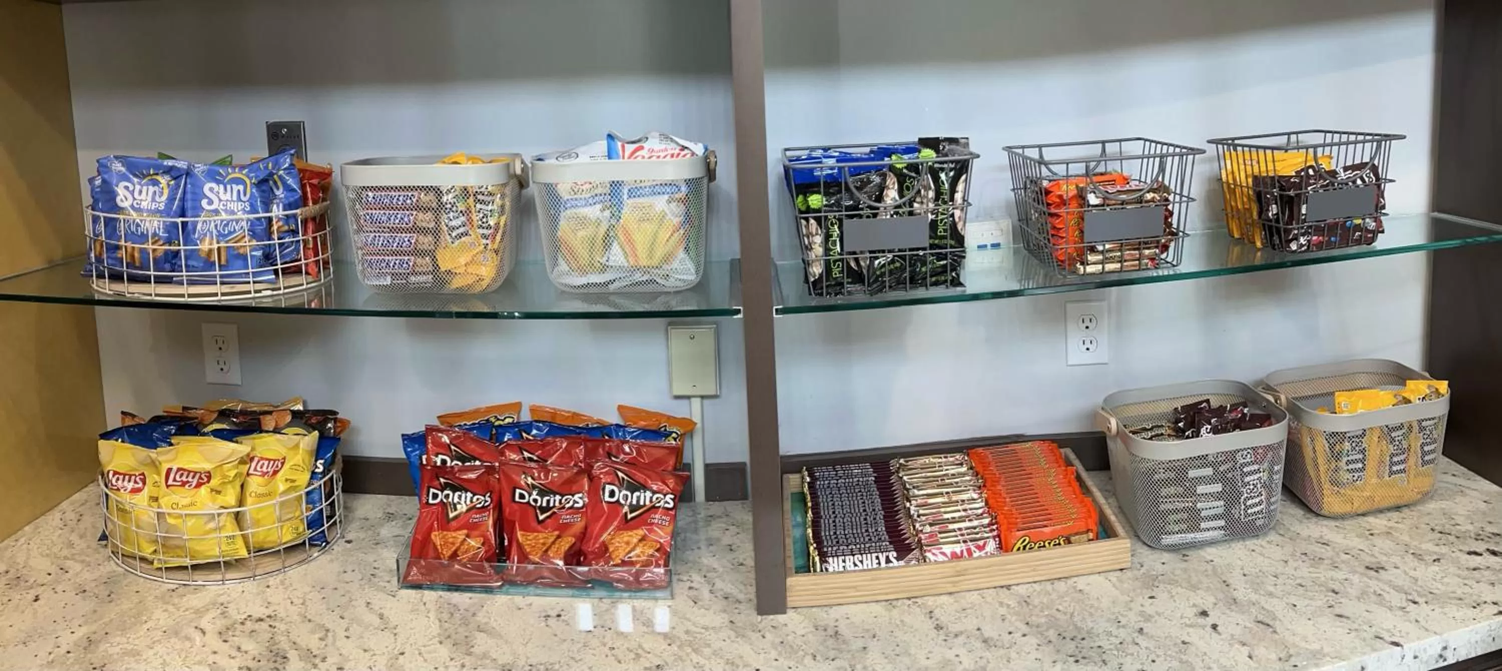 On-site shops in Amanzi Hotel, an Ascend Collection Hotel