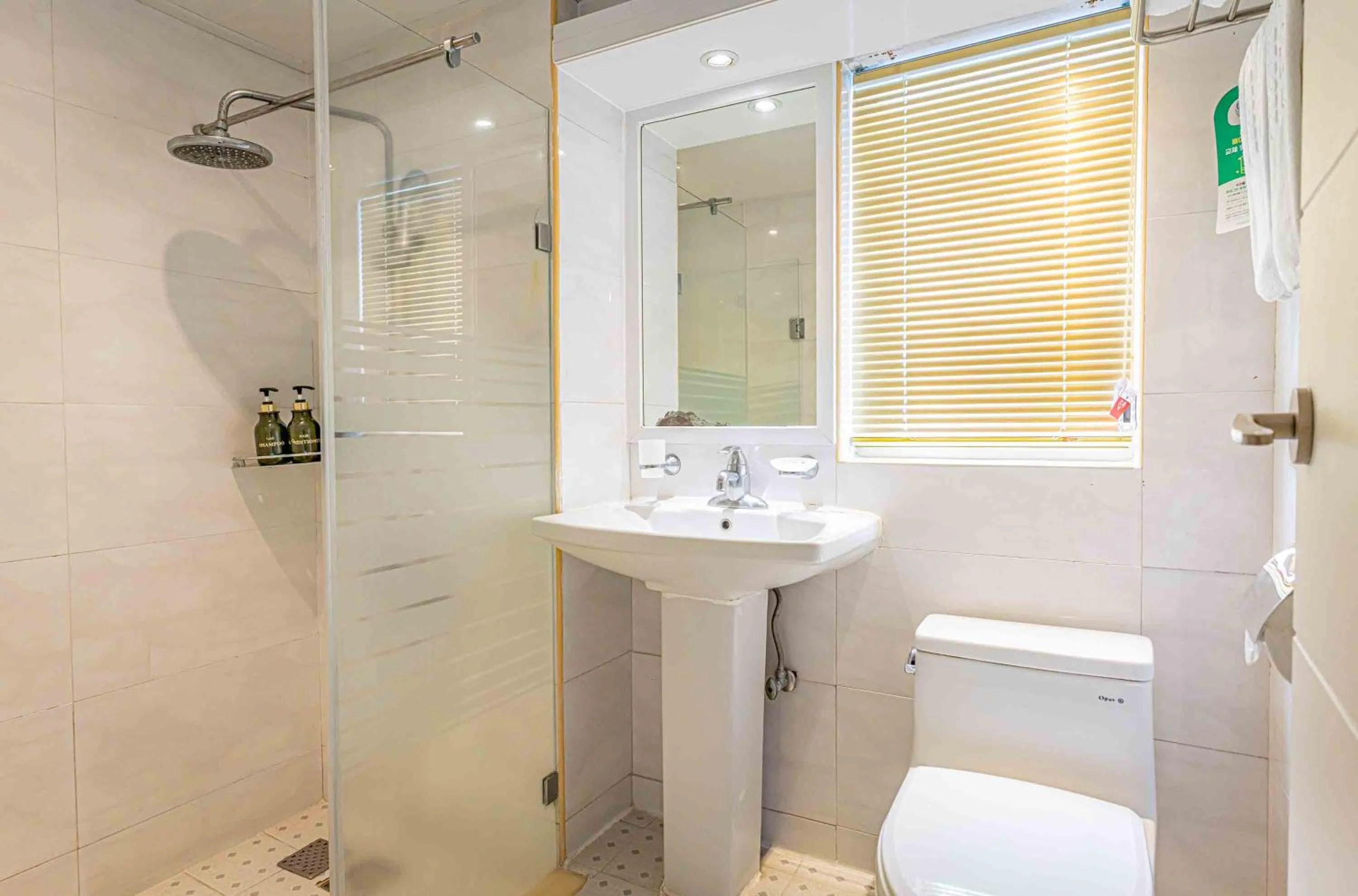 Deluxe Twin Room in Dyne Resort