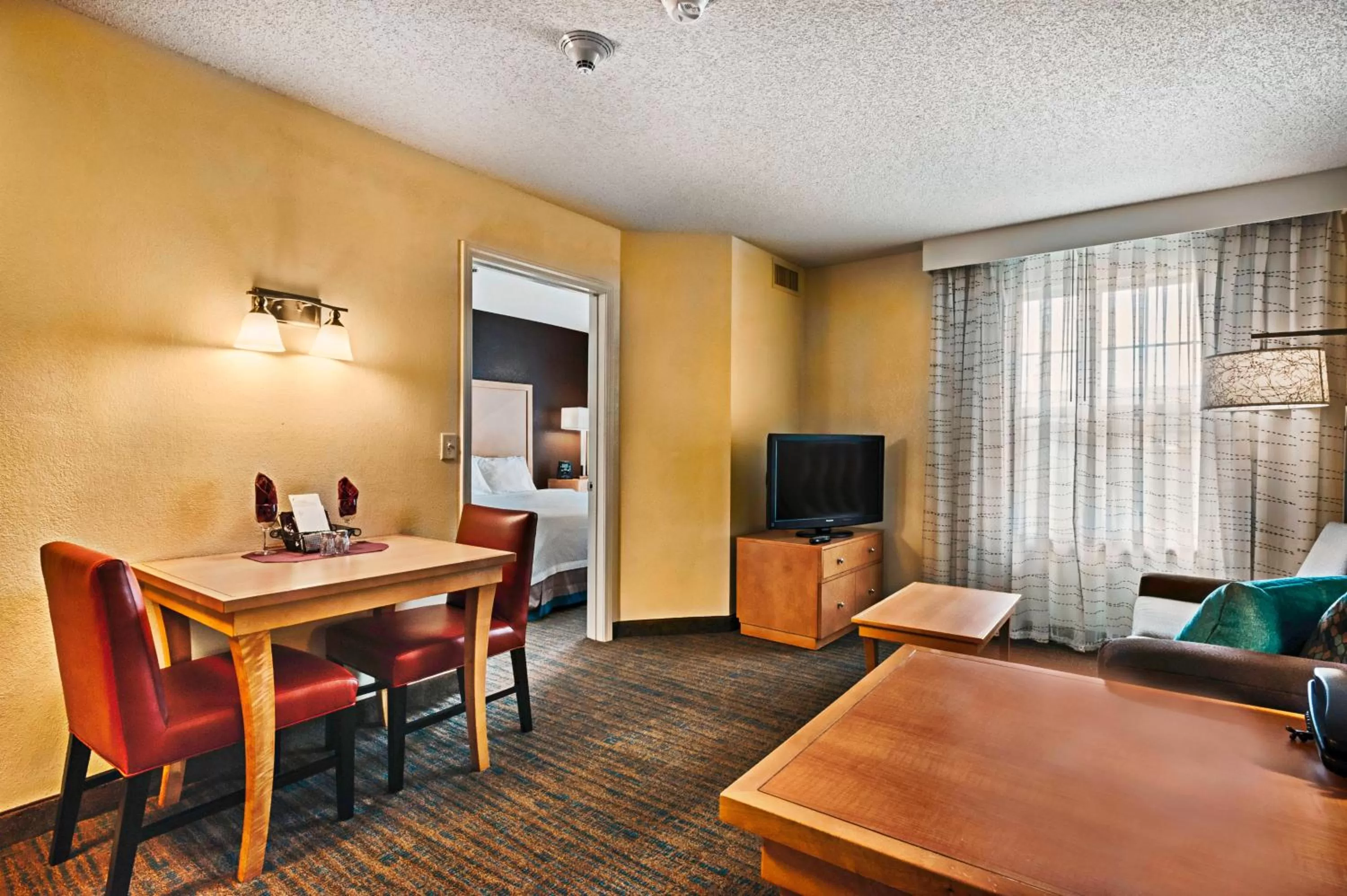 One-Bedroom King Suite with Sofa Bed in Residence Inn Mt. Laurel at Bishop's Gate