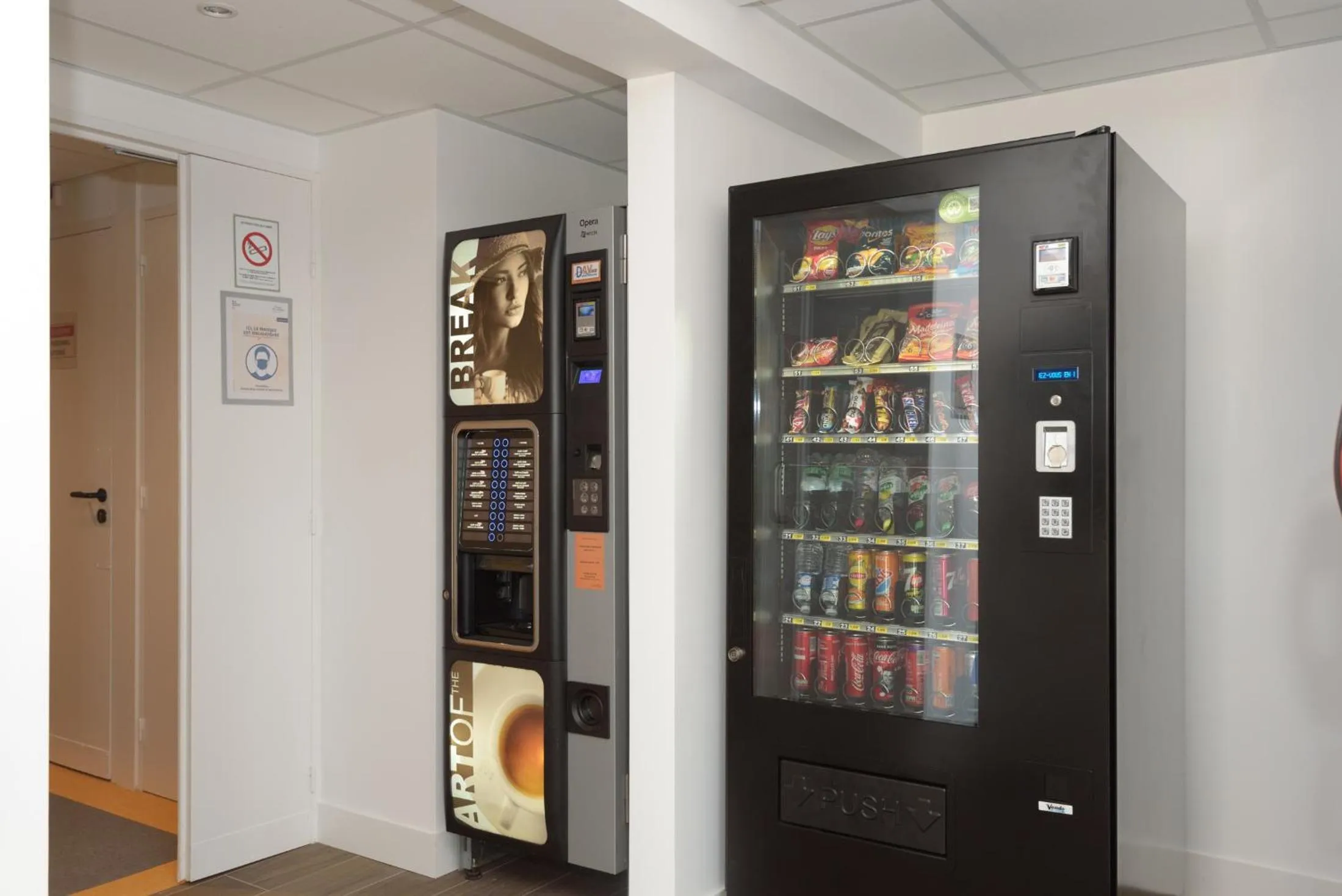 Breakfast in KYRIAD DIRECT TOULON OUEST - La Seyne sur Mer