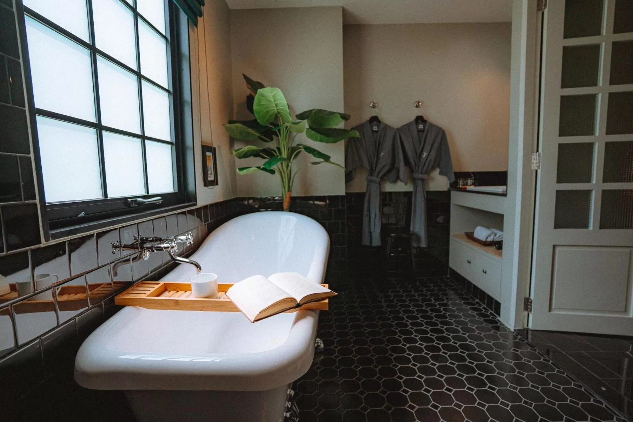 Bathroom in Hotel Thomas Bangkok