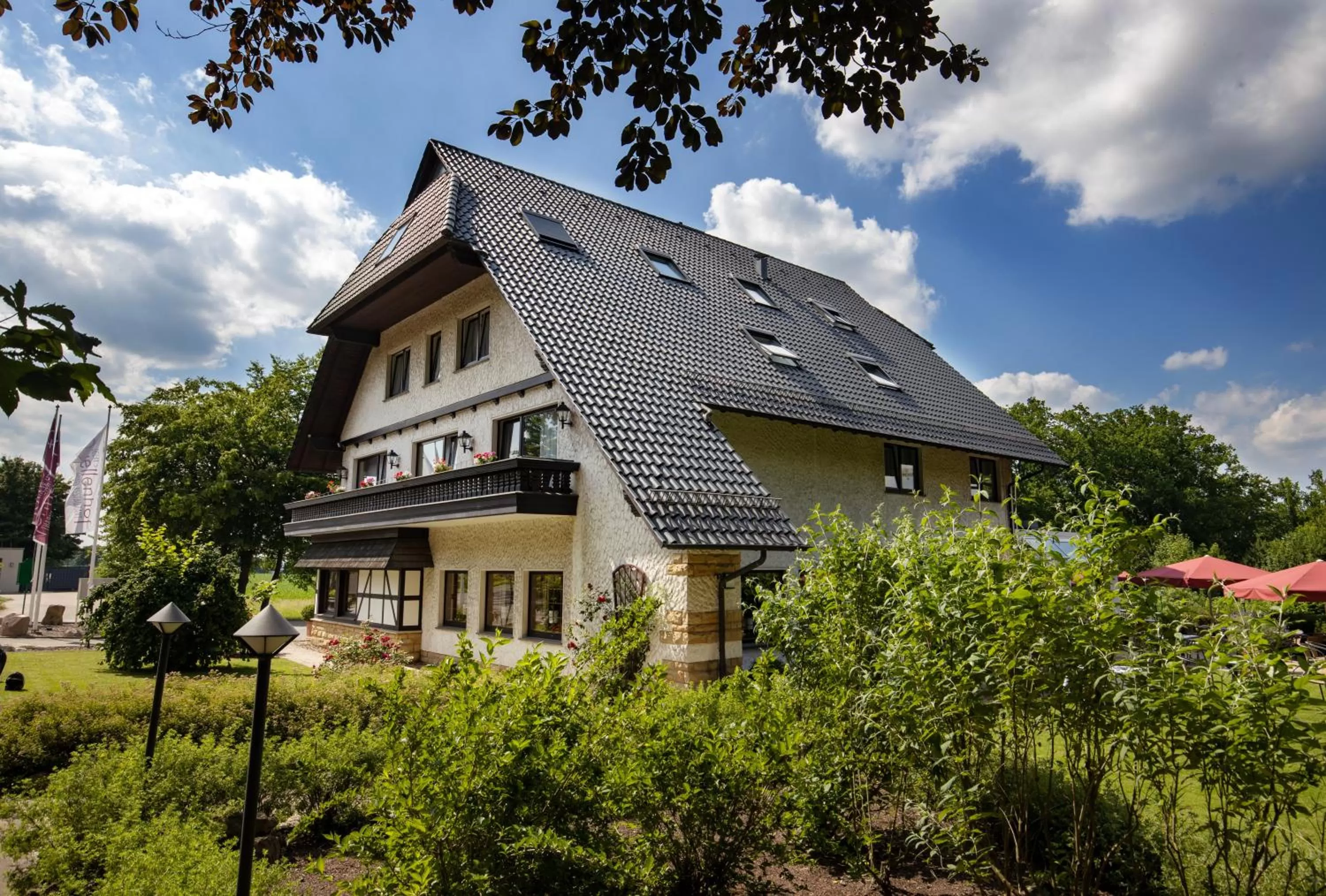 Property building in Deeke's Quellenhof