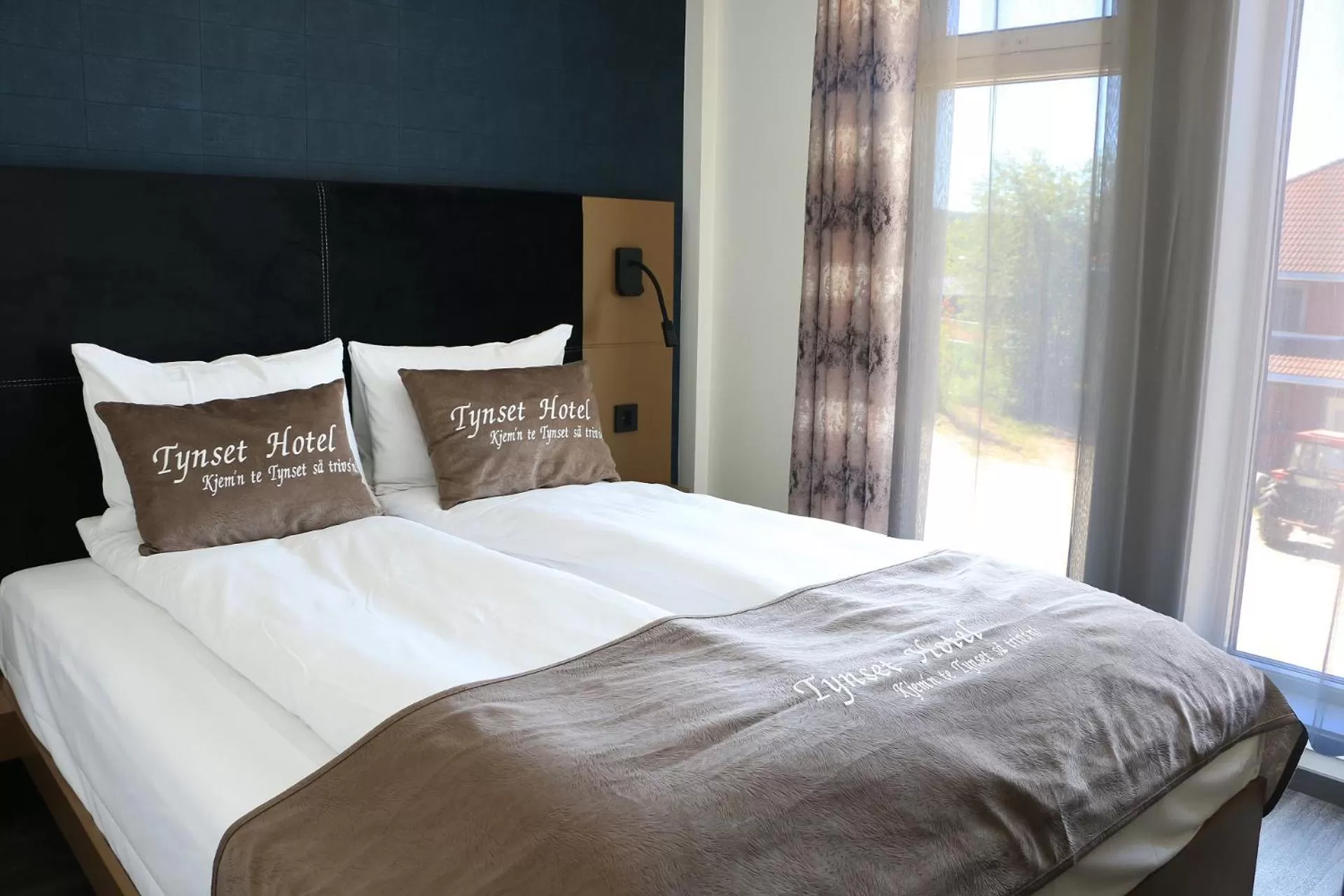 Photo of the whole room, Bed in Tynset Hotel