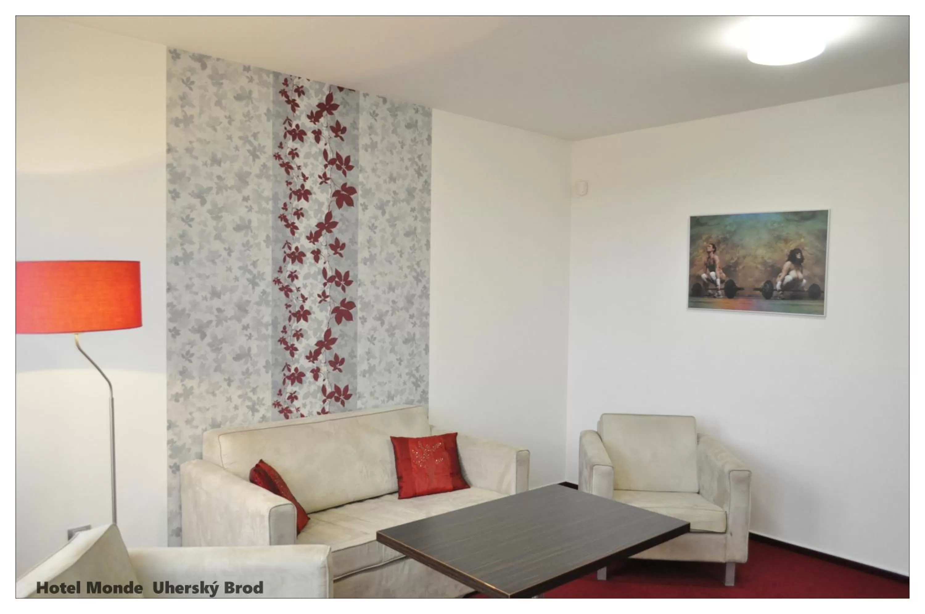 Seating area, Lounge/Bar in Hotel Monde