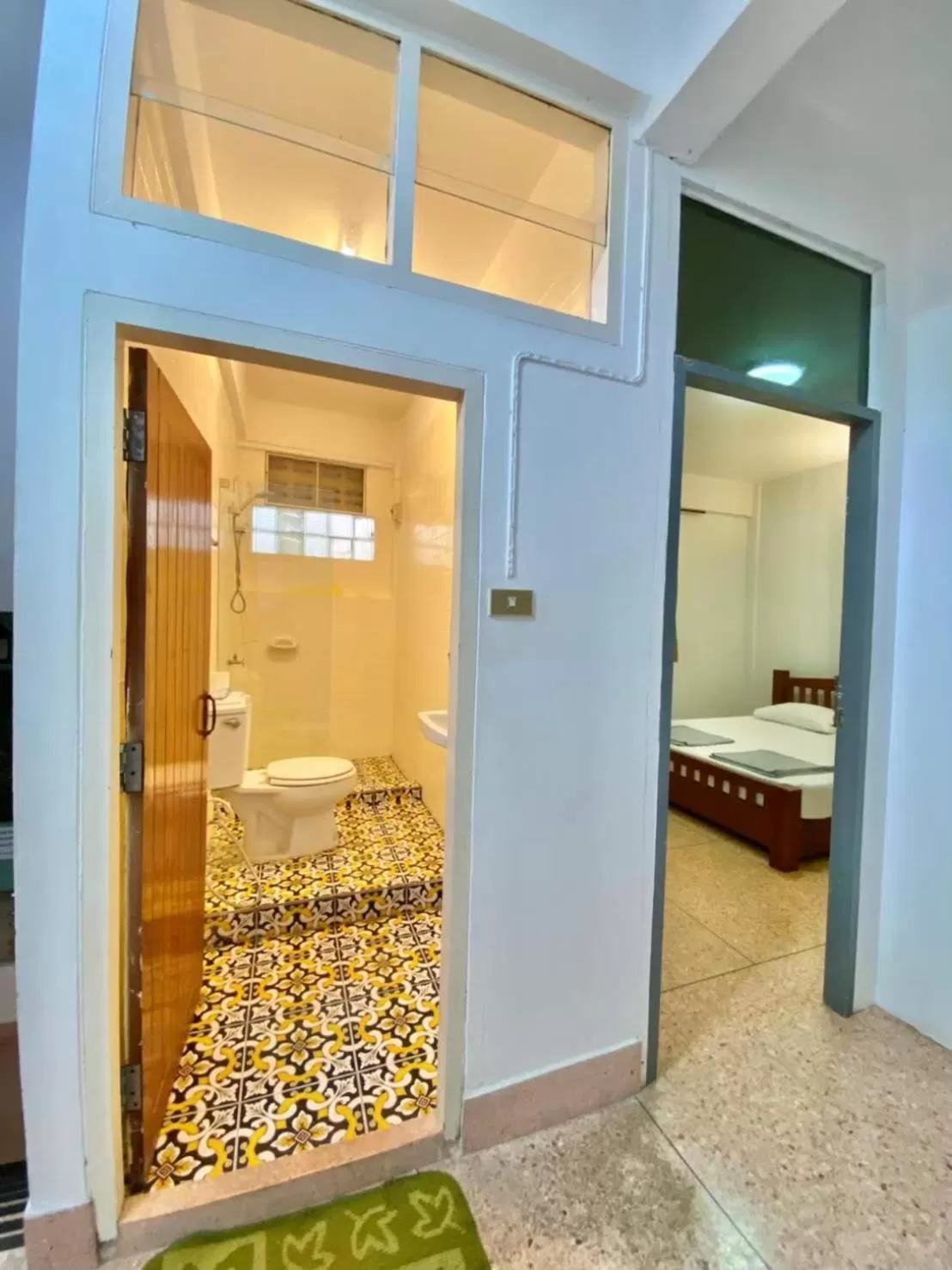 Property building, Bed in No7 Guesthouse