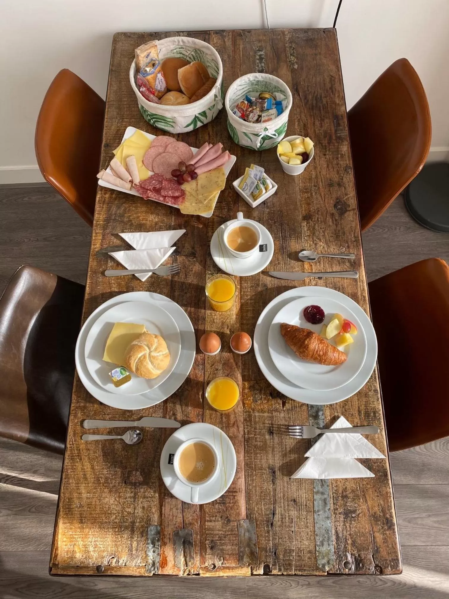 Restaurant/places to eat in Hotel Oranjestaete