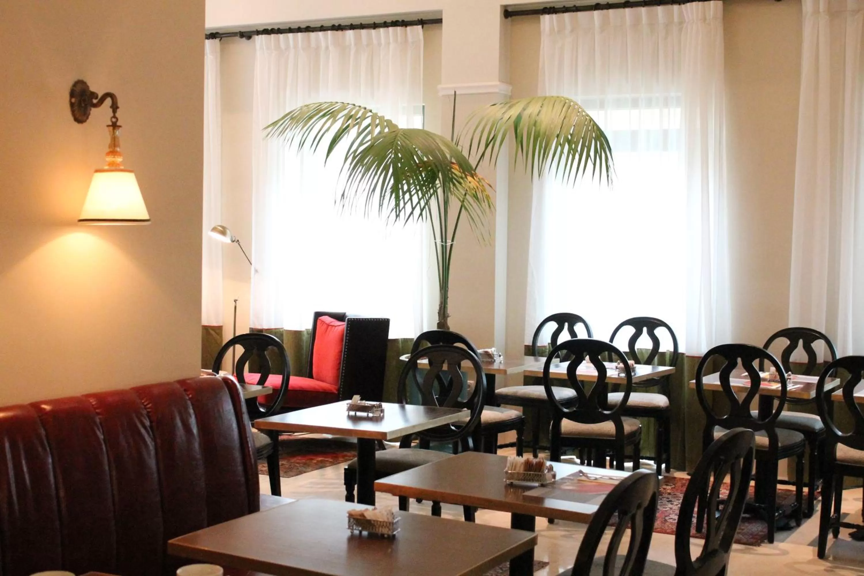 Restaurant/places to eat in Arthur Hotel - an Atlas Boutique Hotel