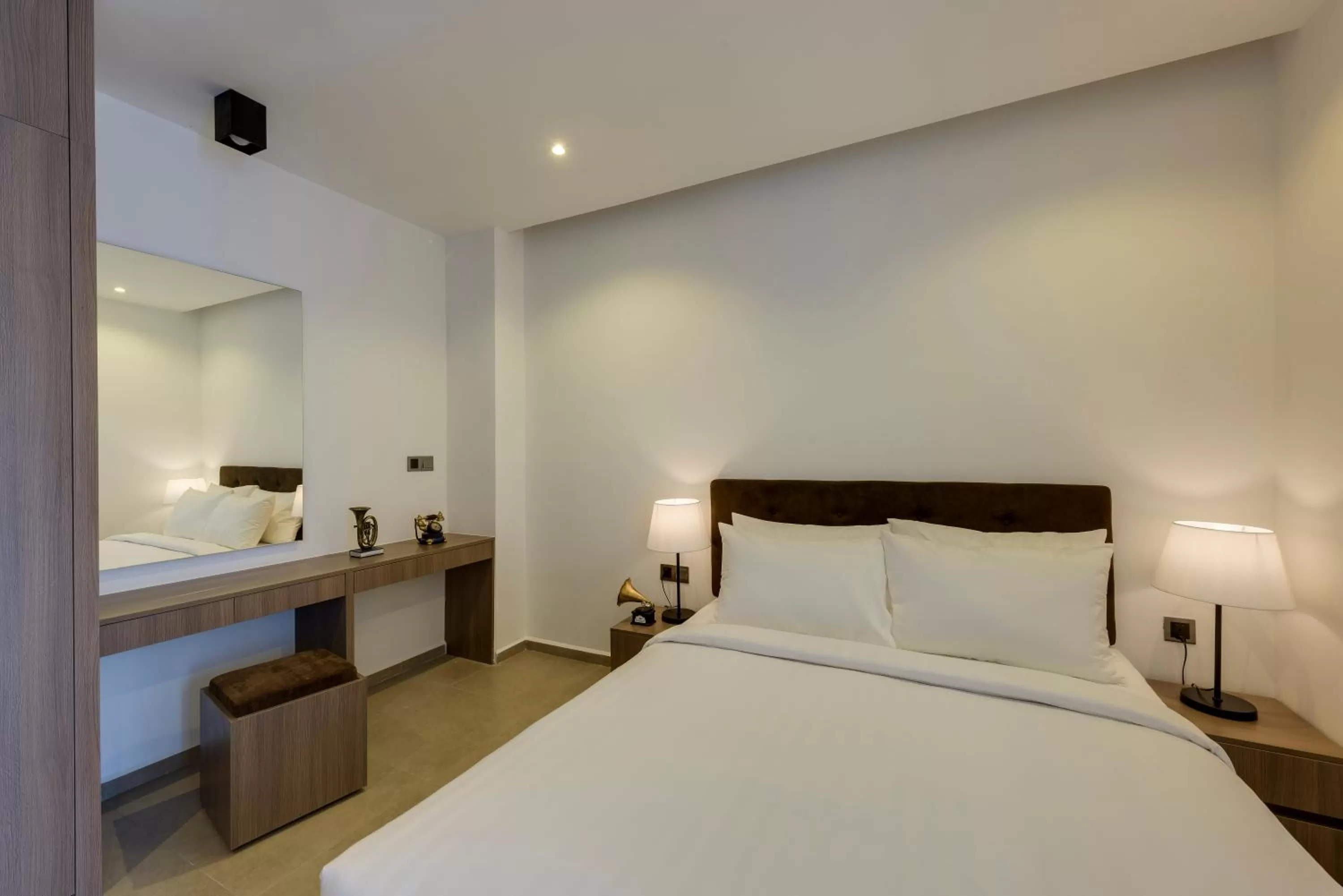 Bedroom, Bed in Residence 105 Hotel and Apartment