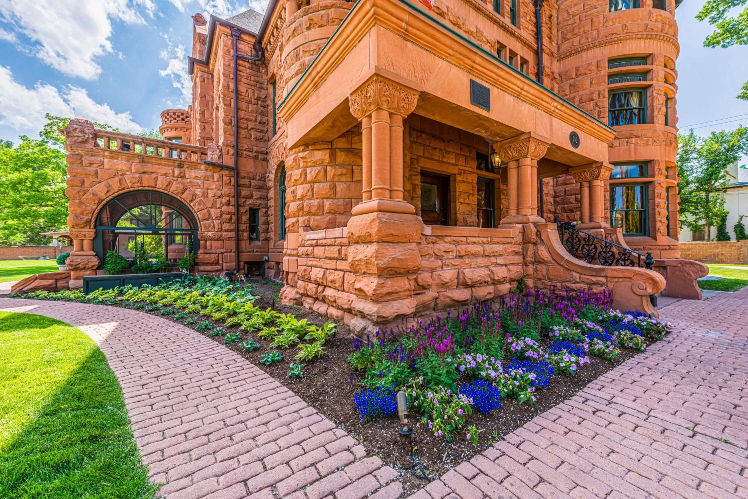 Natural landscape in Orman Mansion - Pueblo's Most Luxurious Stay!