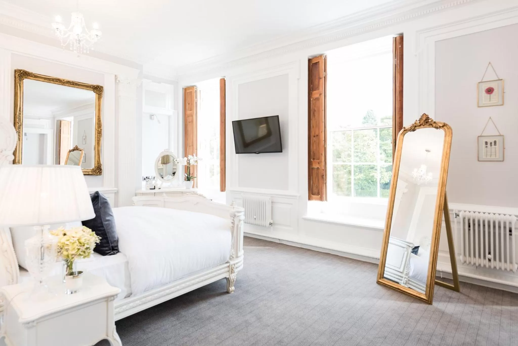 TV and multimedia, Bed in Beamish Hall Hotel, BW Premier Collection