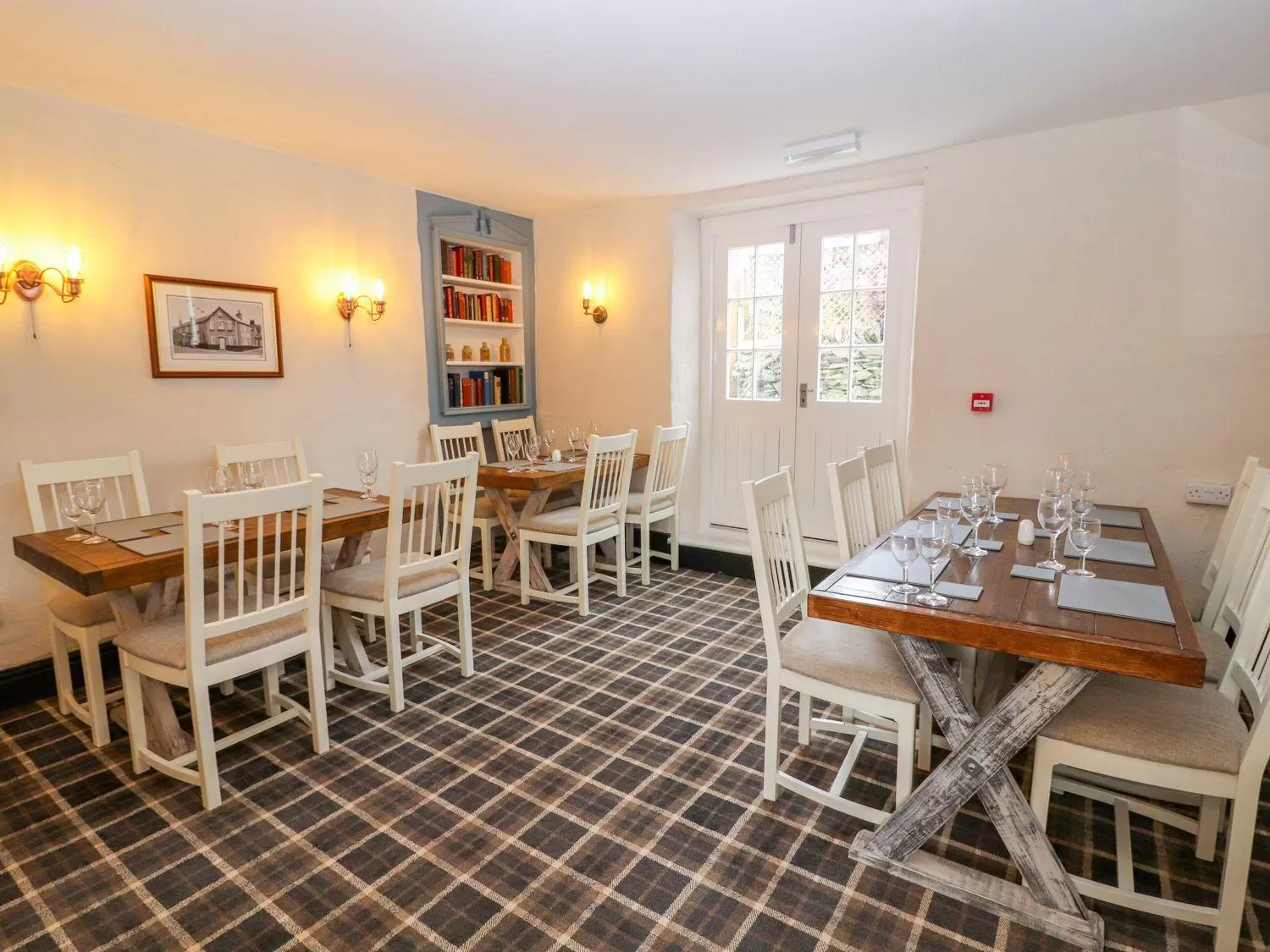 Neighbourhood in The Blue Lion