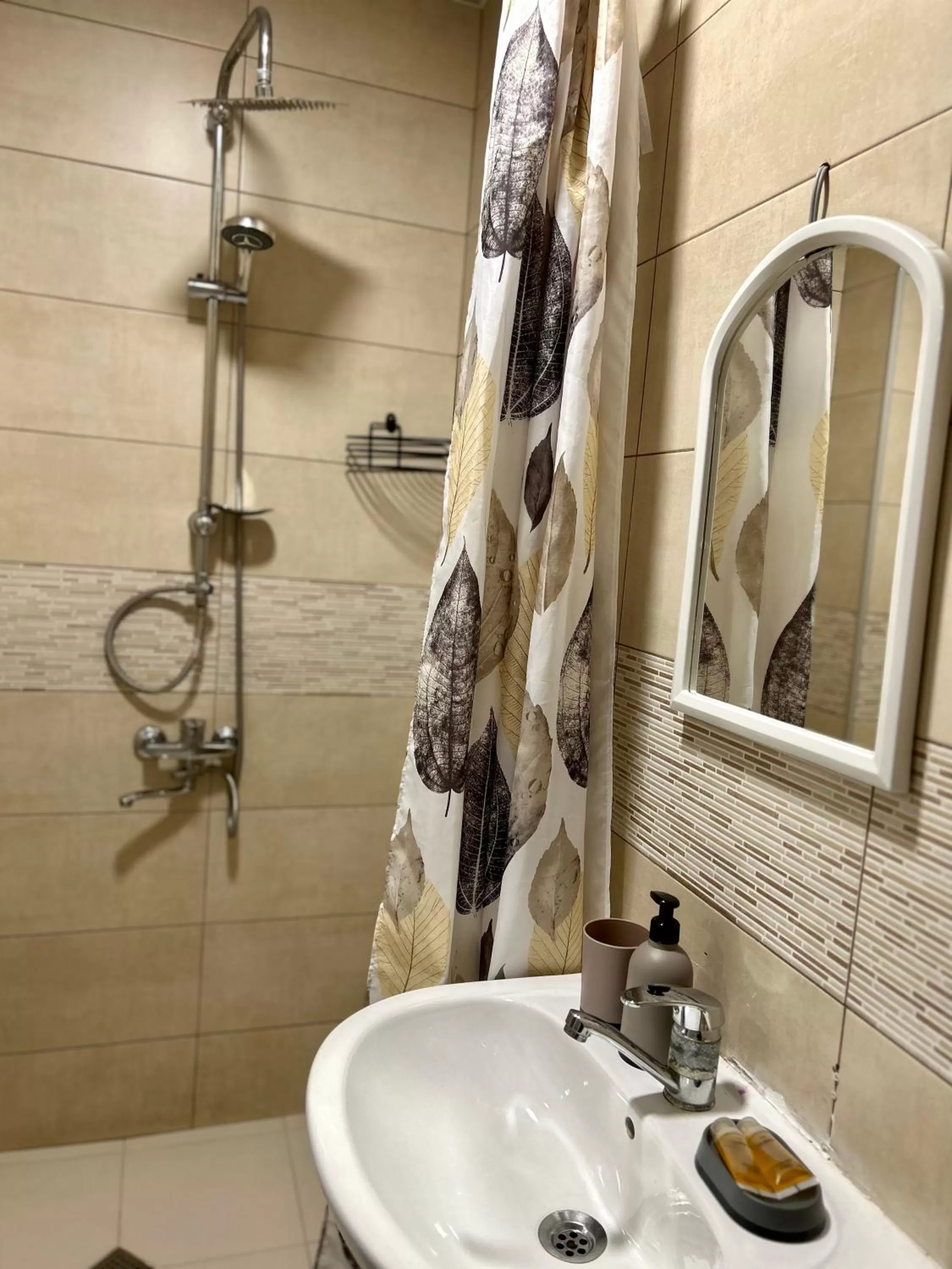 Bathroom in Hotel Marioni