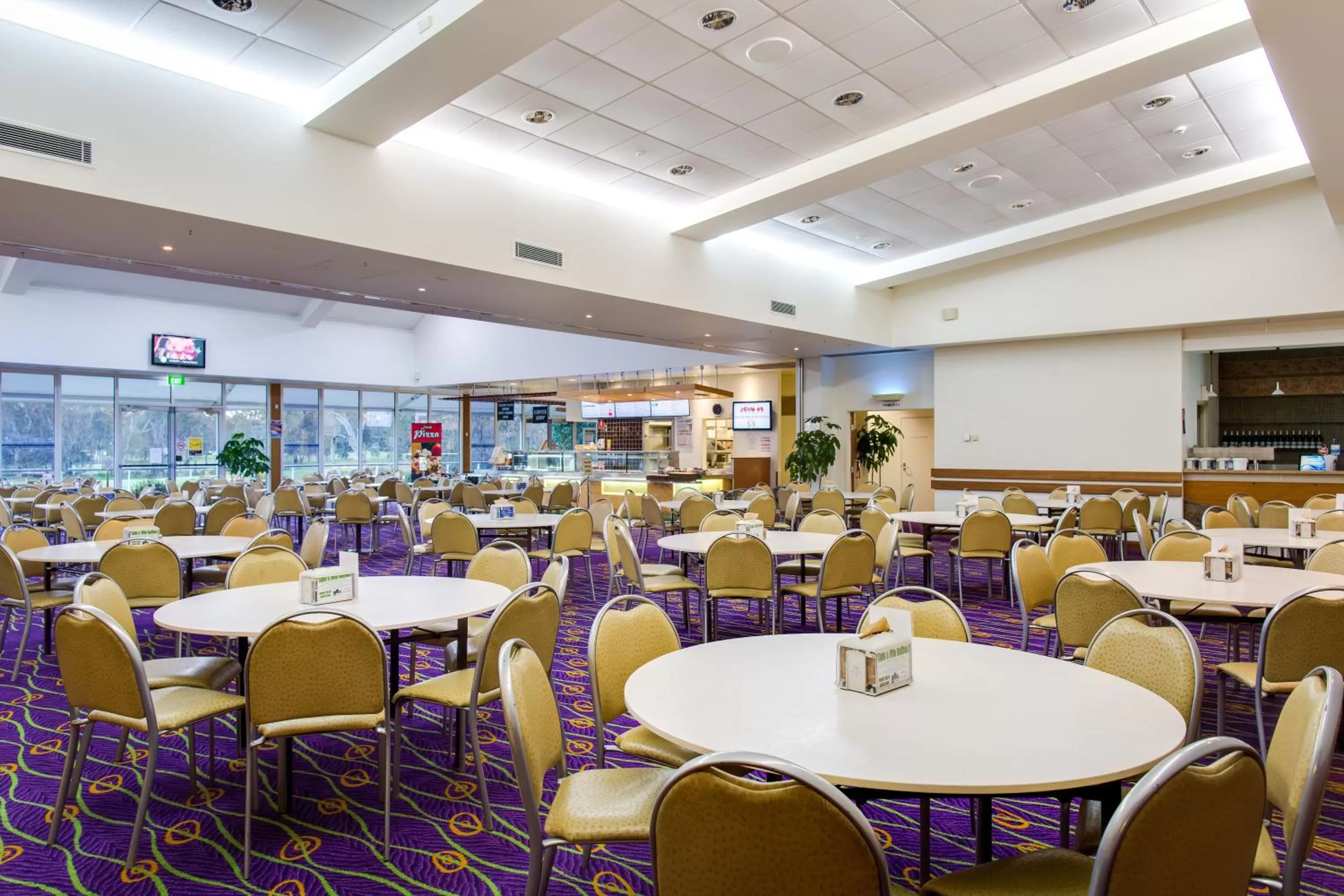 Restaurant/places to eat in Thurgoona Country Club Resort