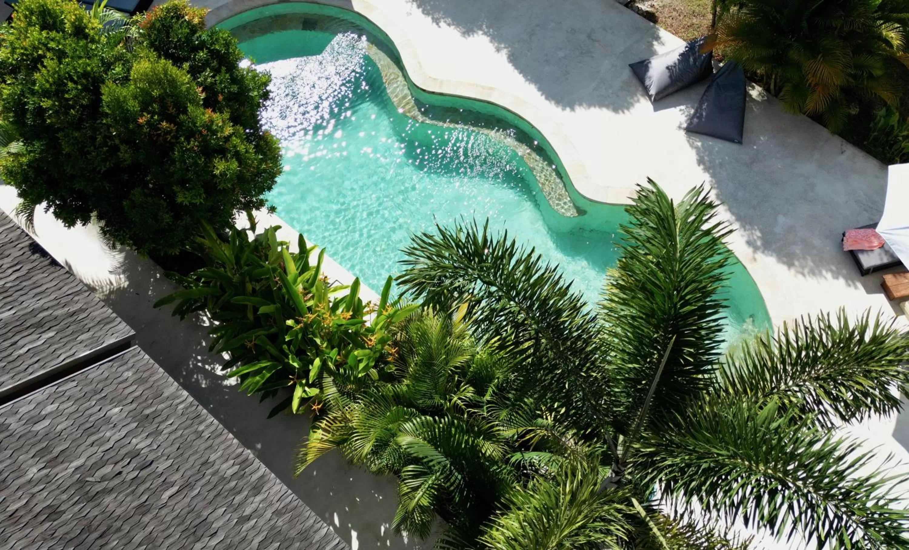 Swimming pool in Omala Village Gili Air