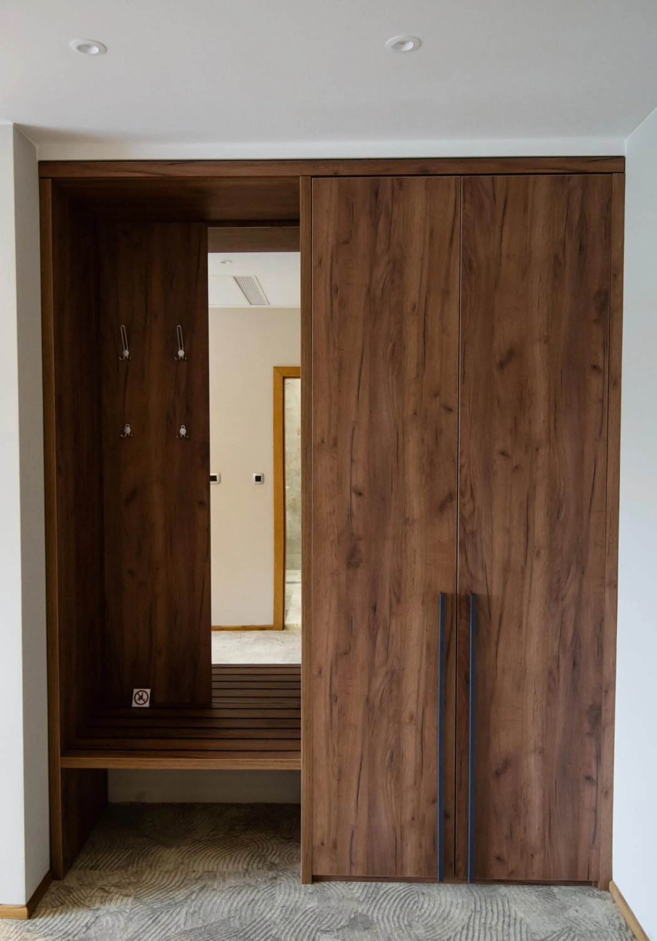 wardrobe in GRANDE CASA Hotel - Međugorje