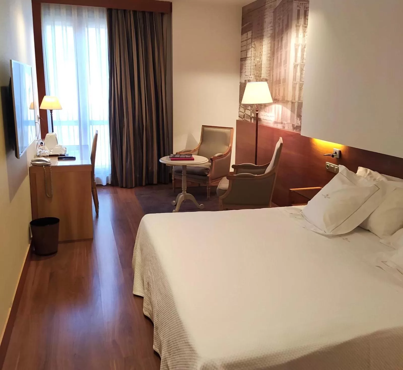 Bedroom, Bed in Gran Hotel La Perla