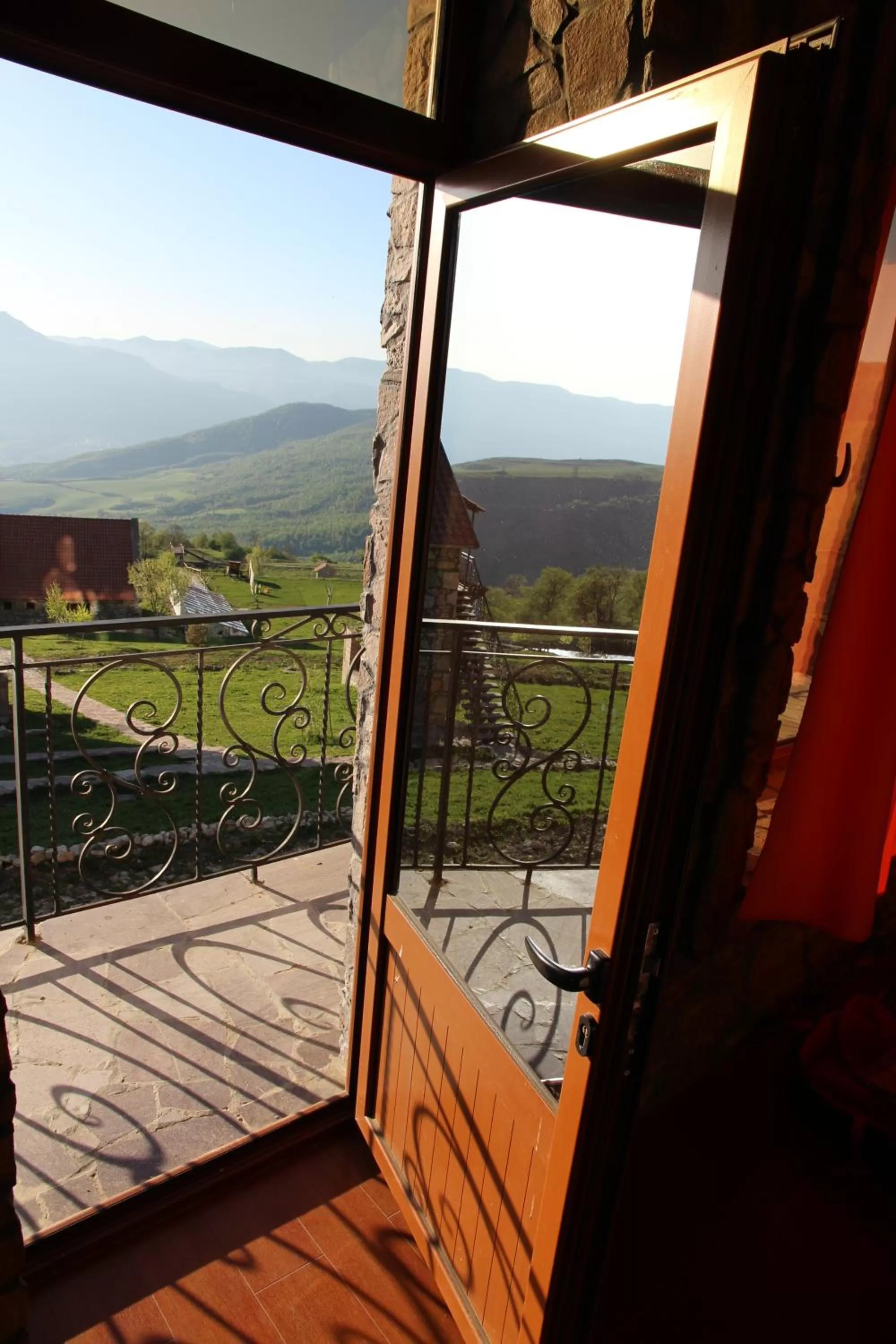 Balcony/Terrace, Mountain View in Apaga Resort