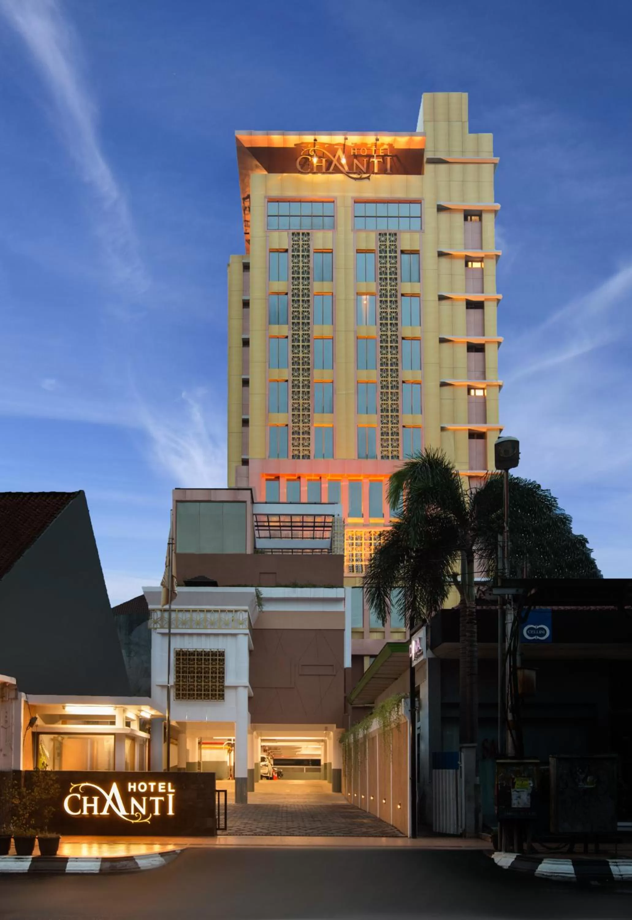 Facade/entrance in Hotel Chanti Managed by TENTREM Hotel Management Indonesia