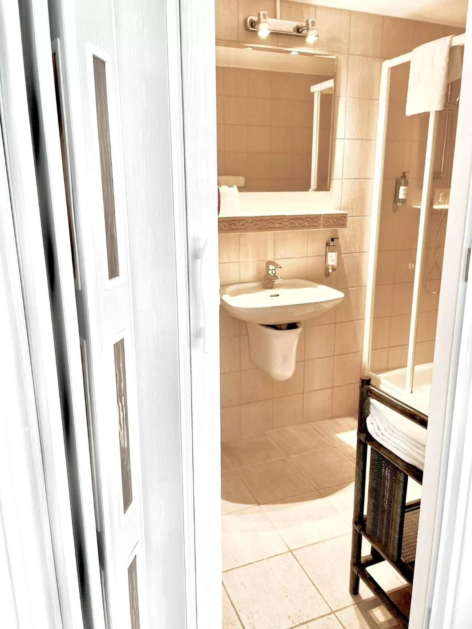 Bathroom in Hotel Zhong Hua