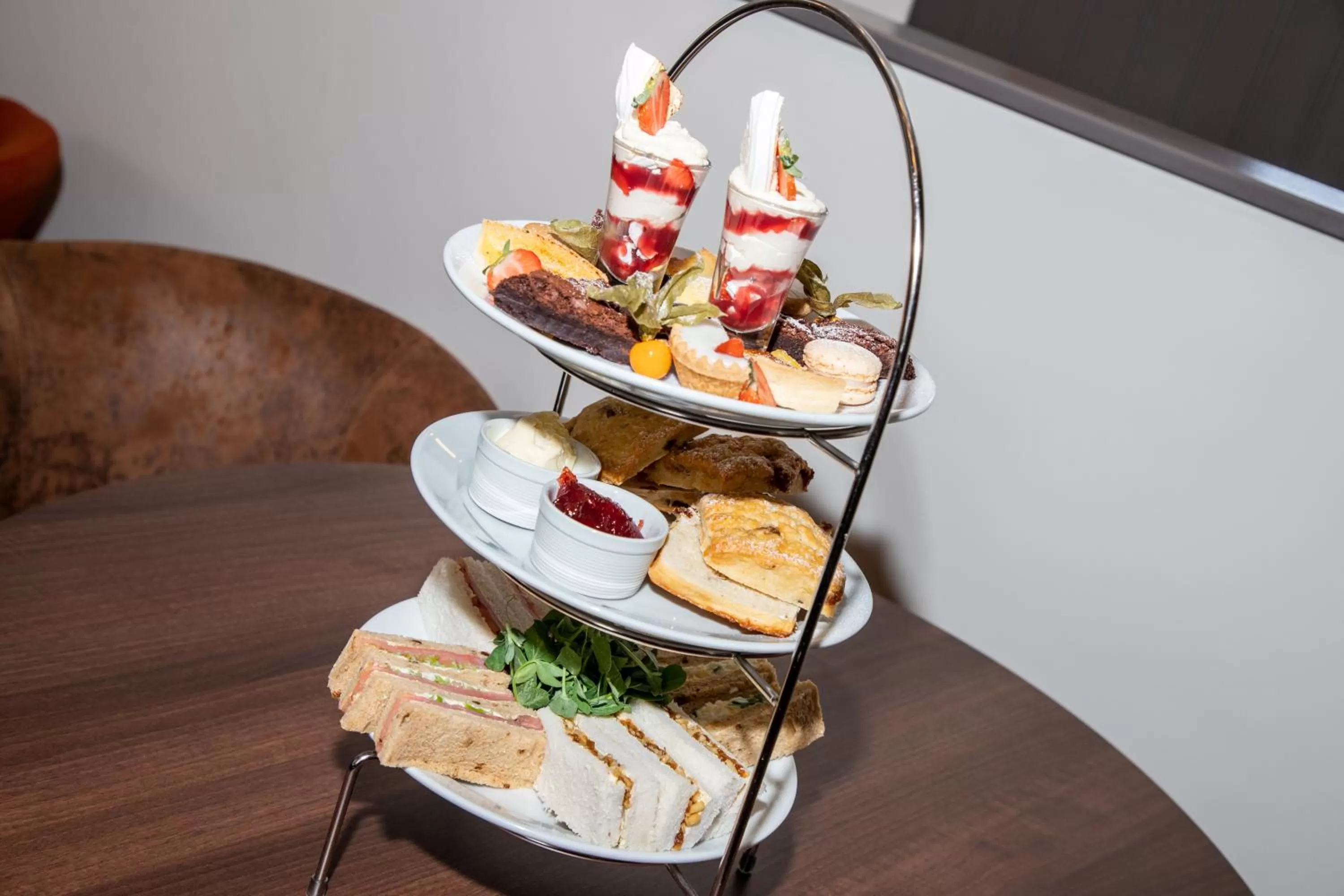 Restaurant/places to eat in Park House Hotel