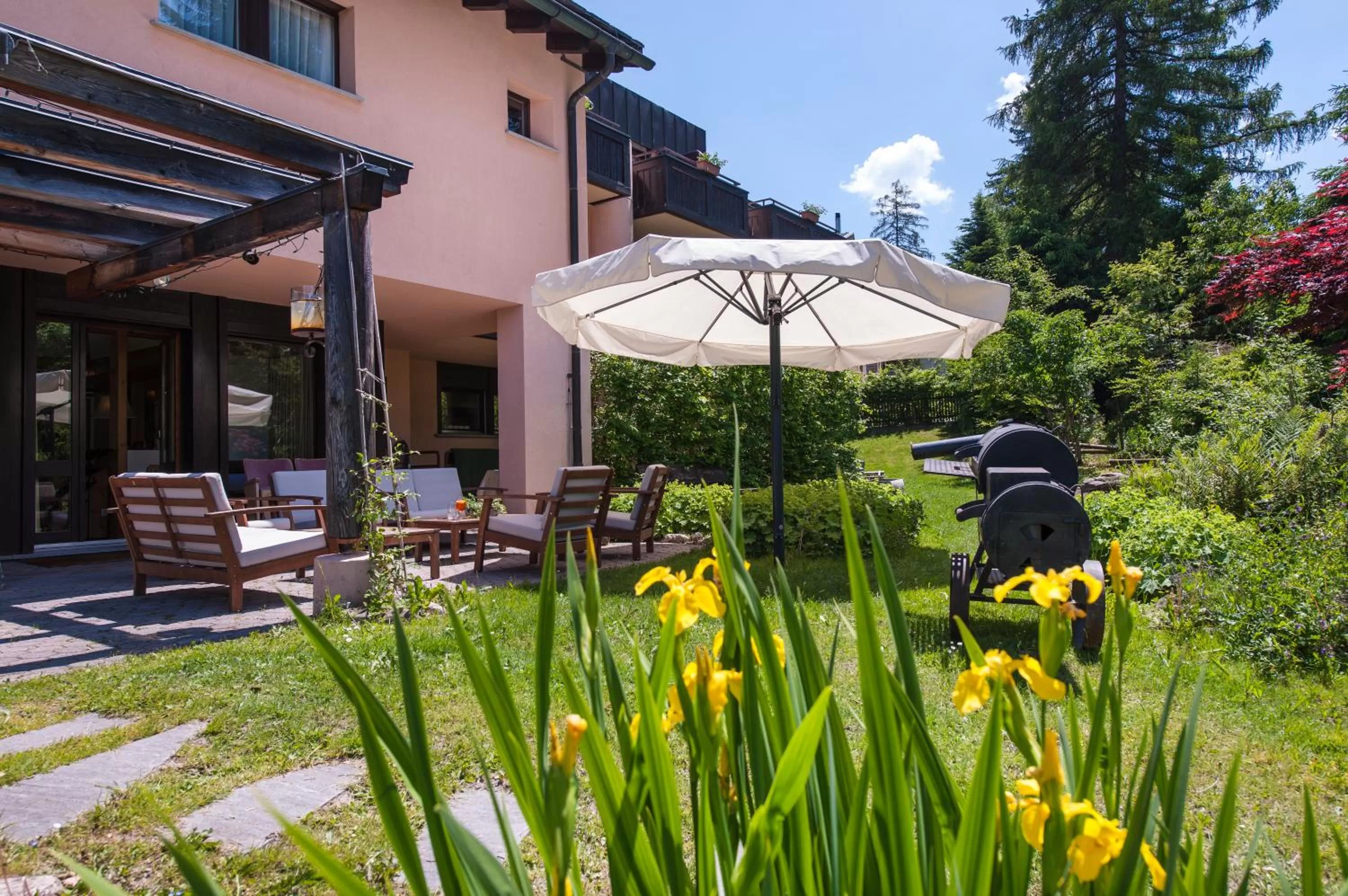 Facade/entrance in T3 Hotel Mira Val