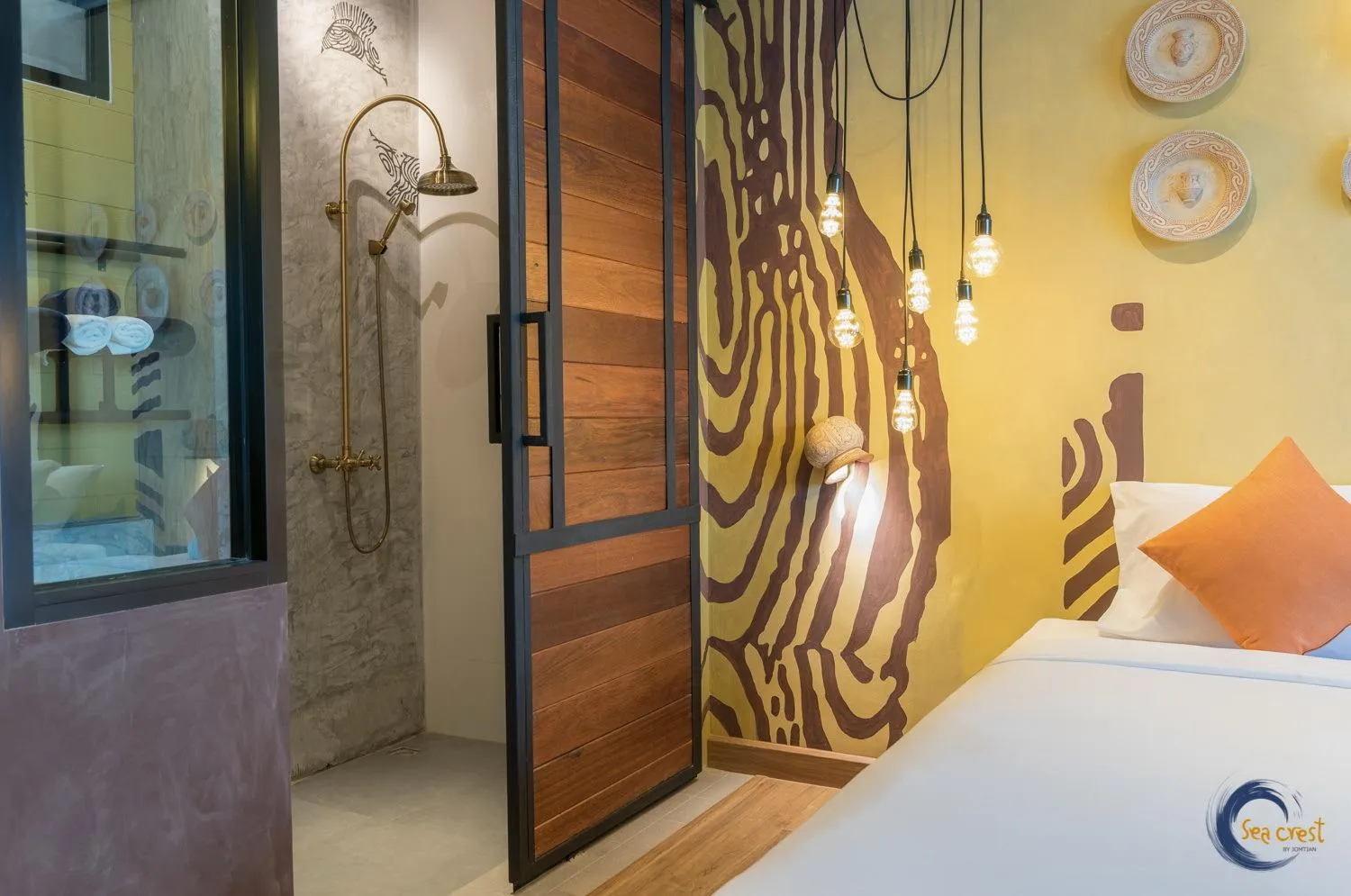 Toilet, Bed in Sea Crest by Jomtien