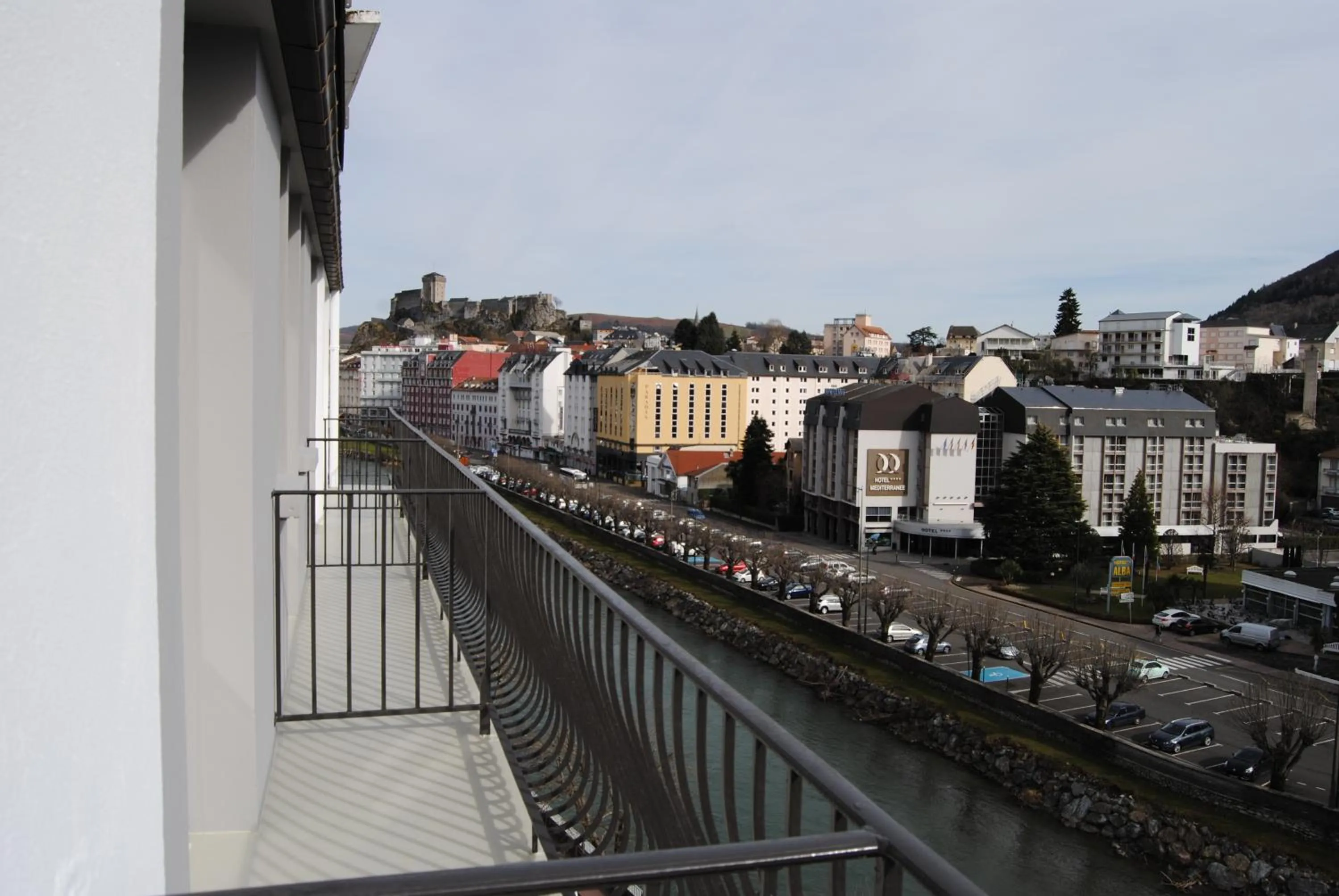 City view in Adonis Lourdes - Notre Dame de la Sarte