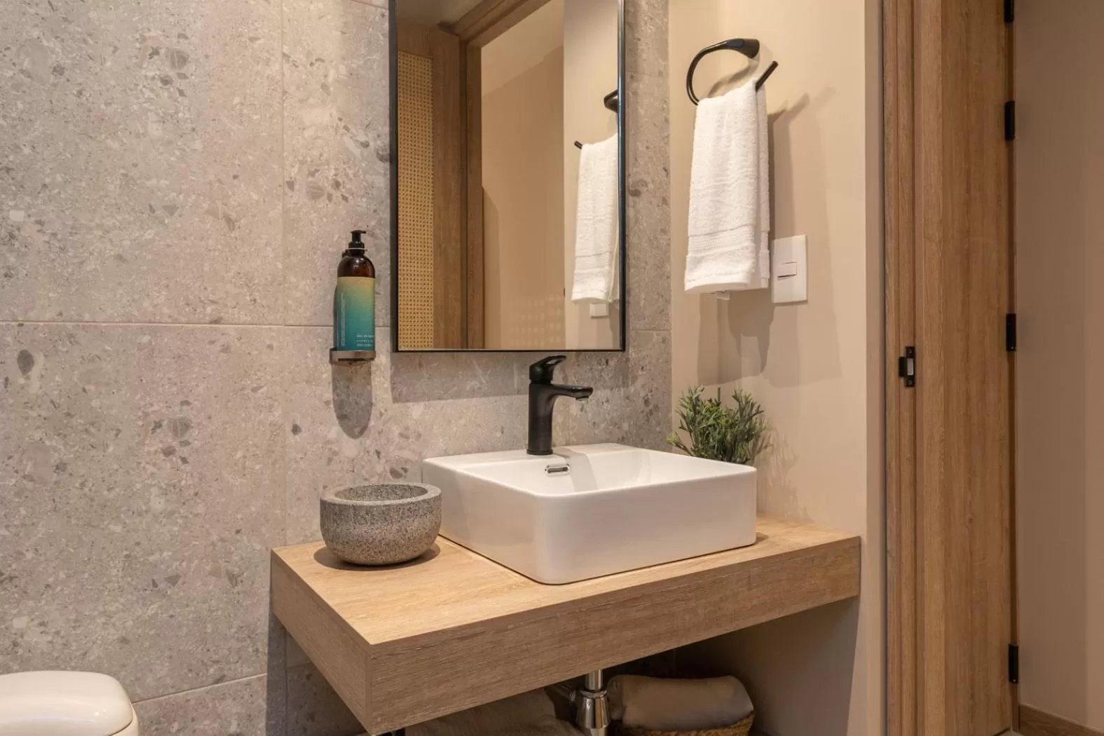 Bathroom in Landmark Hotel