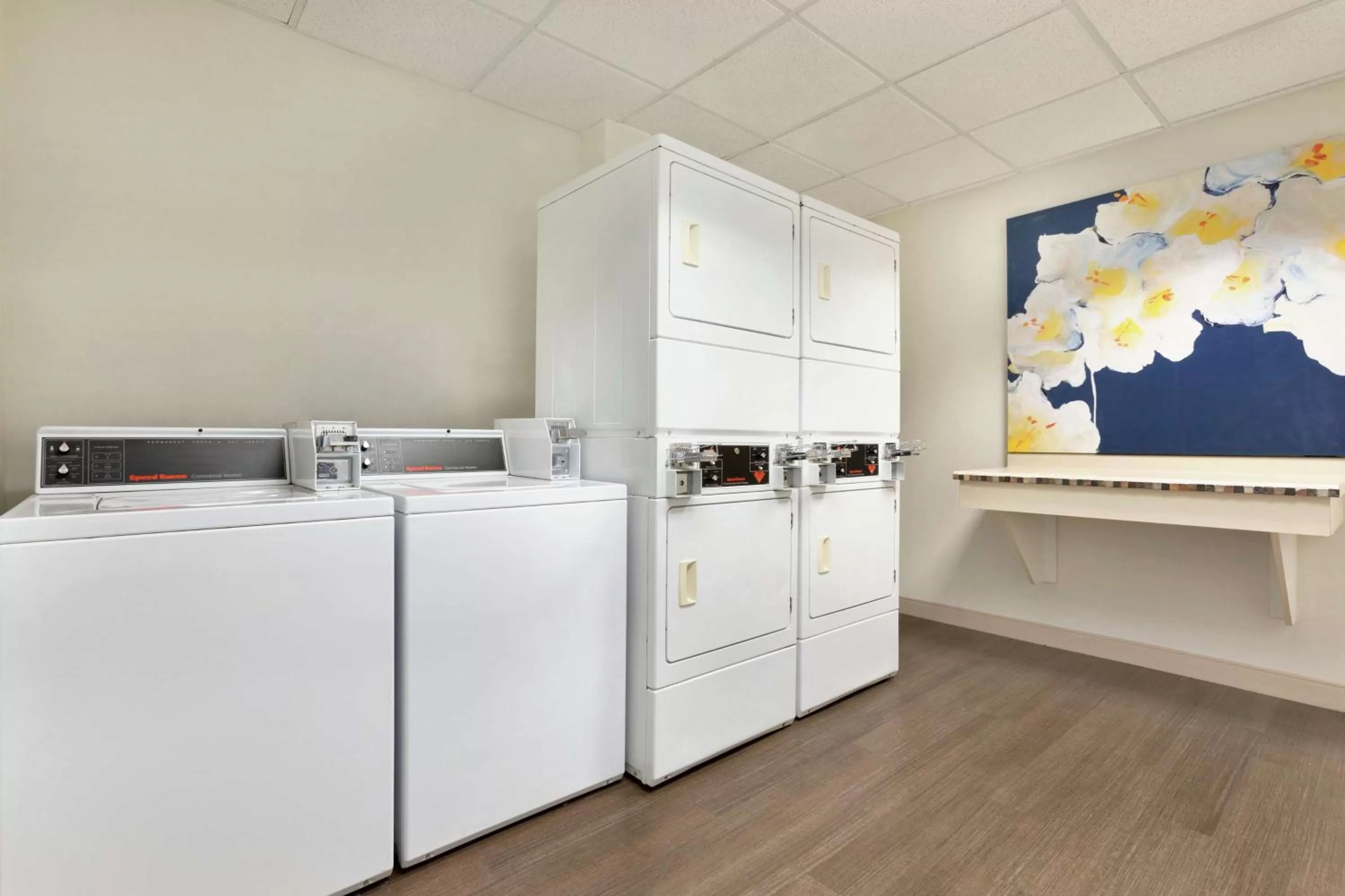 Property building in Homewood Suites by Hilton Columbus-Dublin